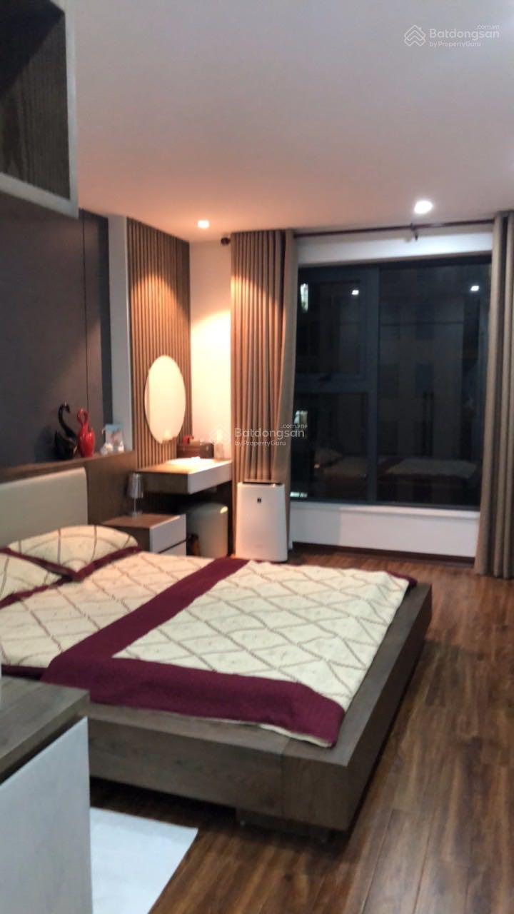 Bán gấp căn góc 3 phòng ngủ hướng Đông Nam diện tích 102m2 full nội thất toà B6 Green Stars 3