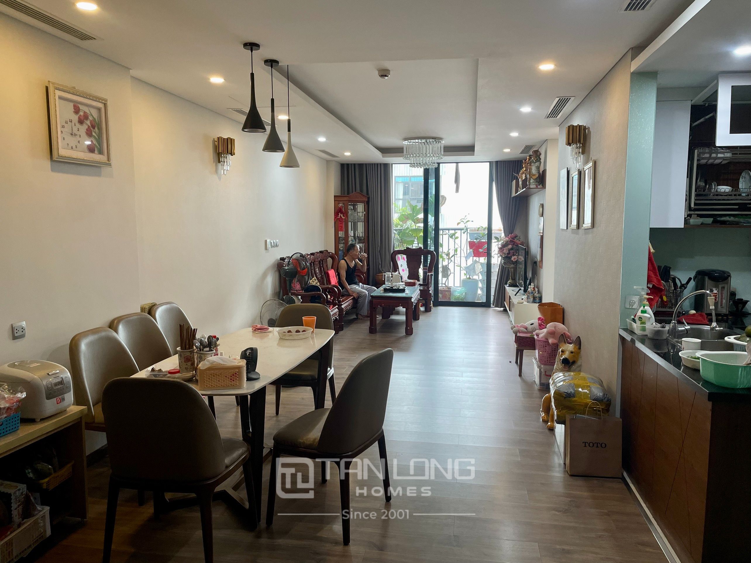 Bán nhanh căn 3PN/110m2 tầng trung full đồ tại N01T4 Ngoại Giao Đoàn 3