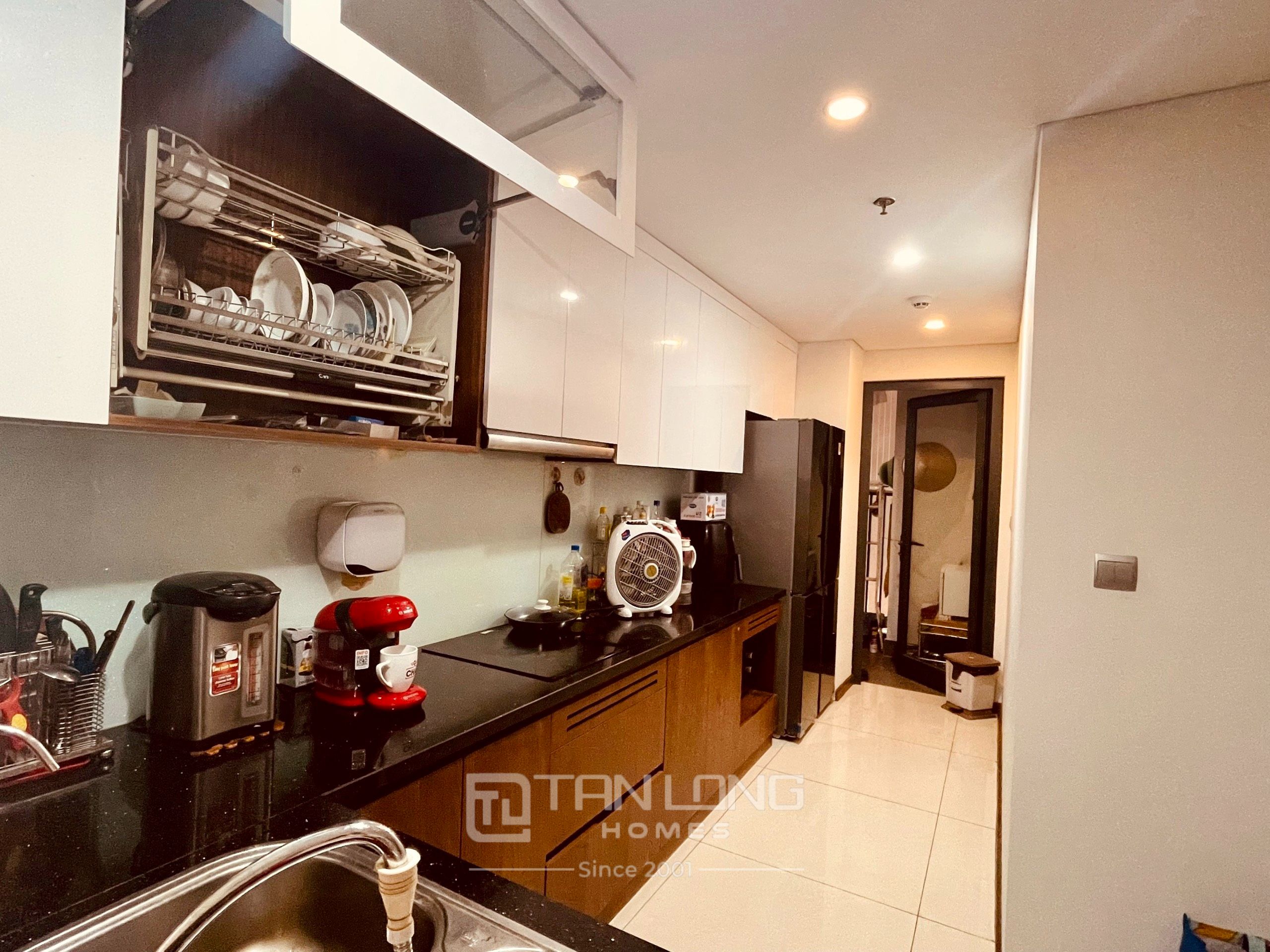 Bán nhanh căn 3PN/110m2 tầng trung full đồ tại N01T4 Ngoại Giao Đoàn 4