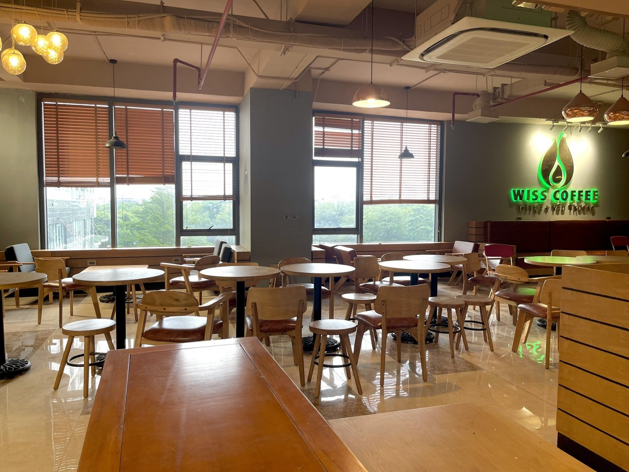 Bán nhanh sàn văn phòng 300m2 tầng 2 tòa N03T5 Ngoại Giao Đoàn 3
