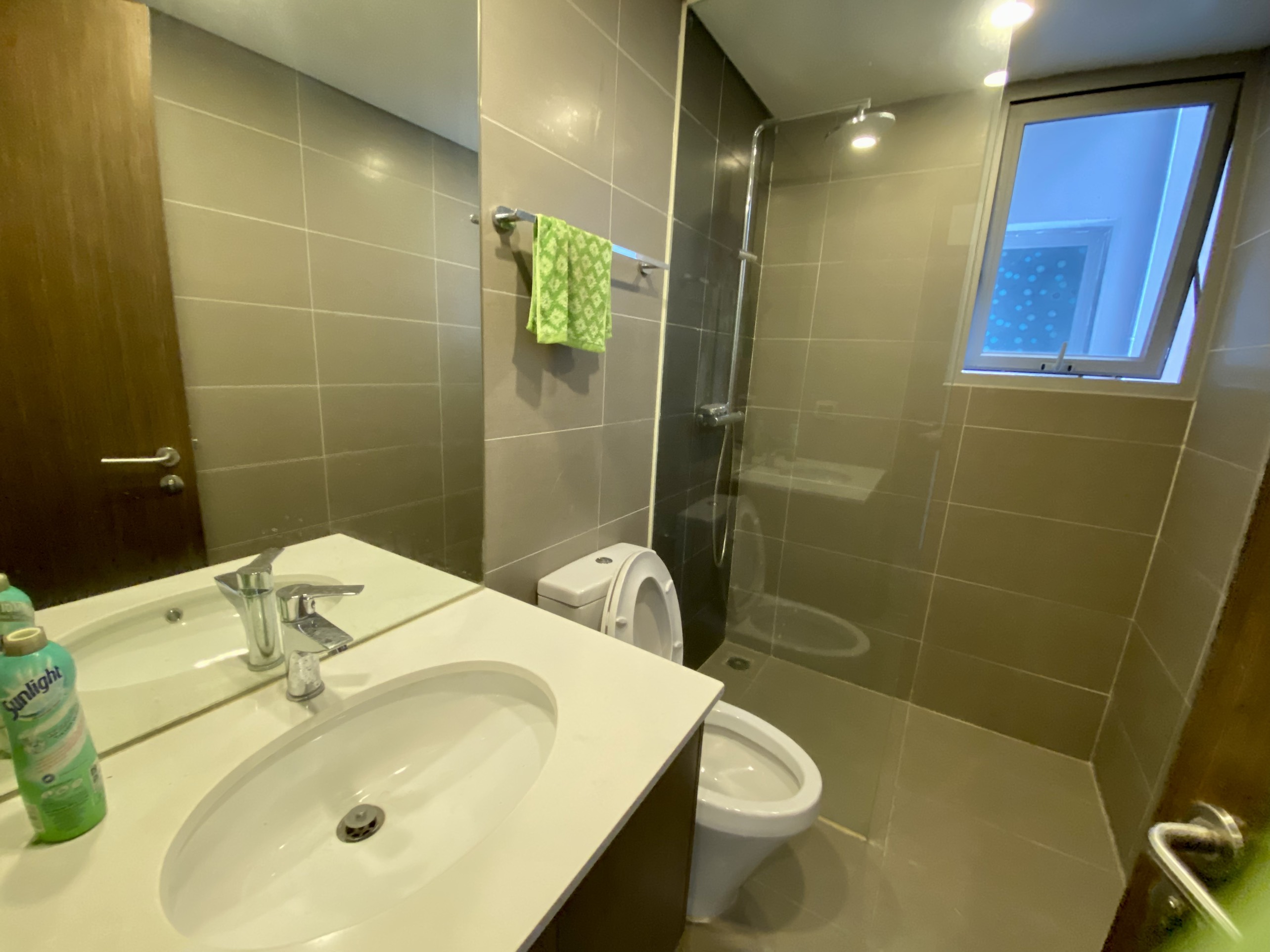 Cần bán căn 3 ngủ 114,3m2 tầng cao view công viên tòa N03T2 Ngoại Giao Đoàn 11