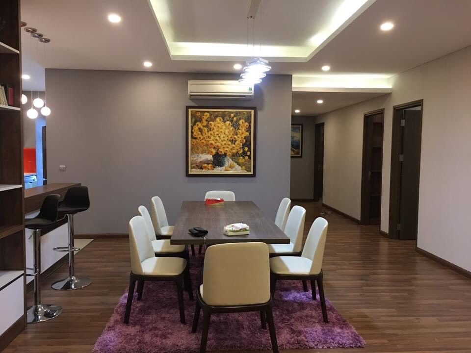 Cần bán căn hộ siêu hót với 4 phòng ngủ tòa N03-T2 chung cư ngoại giao đoàn 1