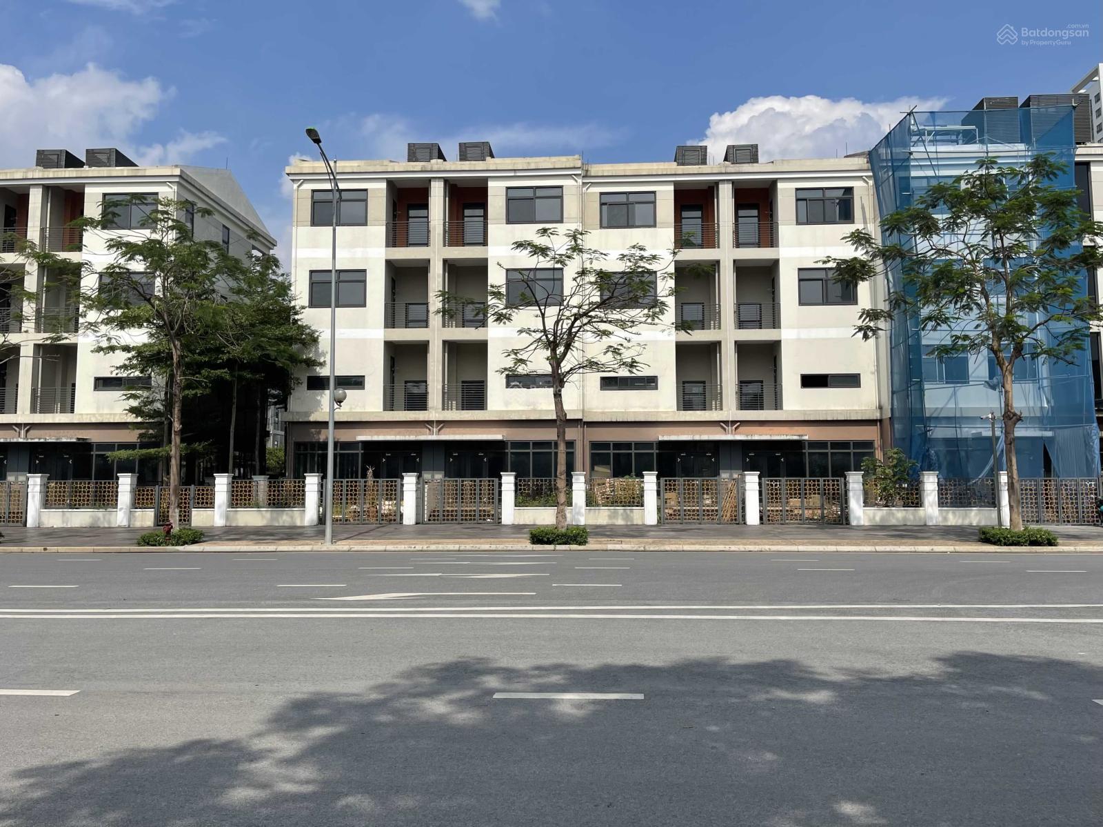 Cần bán shophouse Embassy Ngoại Giao Đoàn diện tích 154m2, mặt tiền 17m, căn góc đẹp thông ngã 4 kinh doanh 1