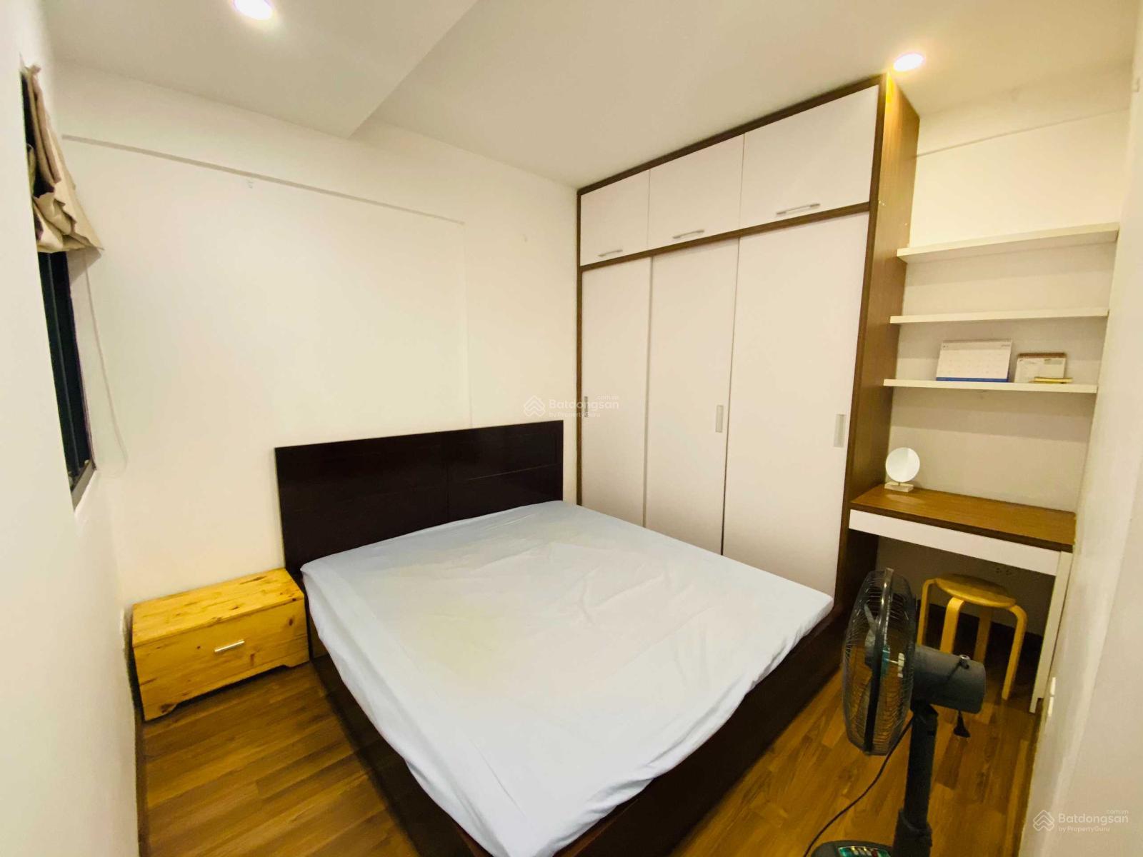 Cần cho thuê căn góc 3 phòng ngủ toà A2 Green Stars diện tích 102m2 đủ đồ hướng Đông Bắc view thoáng 3