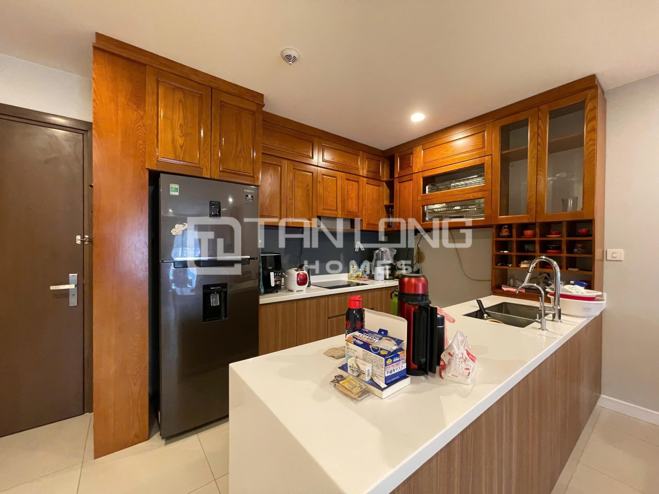 Căn hộ 2 ngủ 96m2 tòa Kosmo Tây Hồ view city cần bán 2