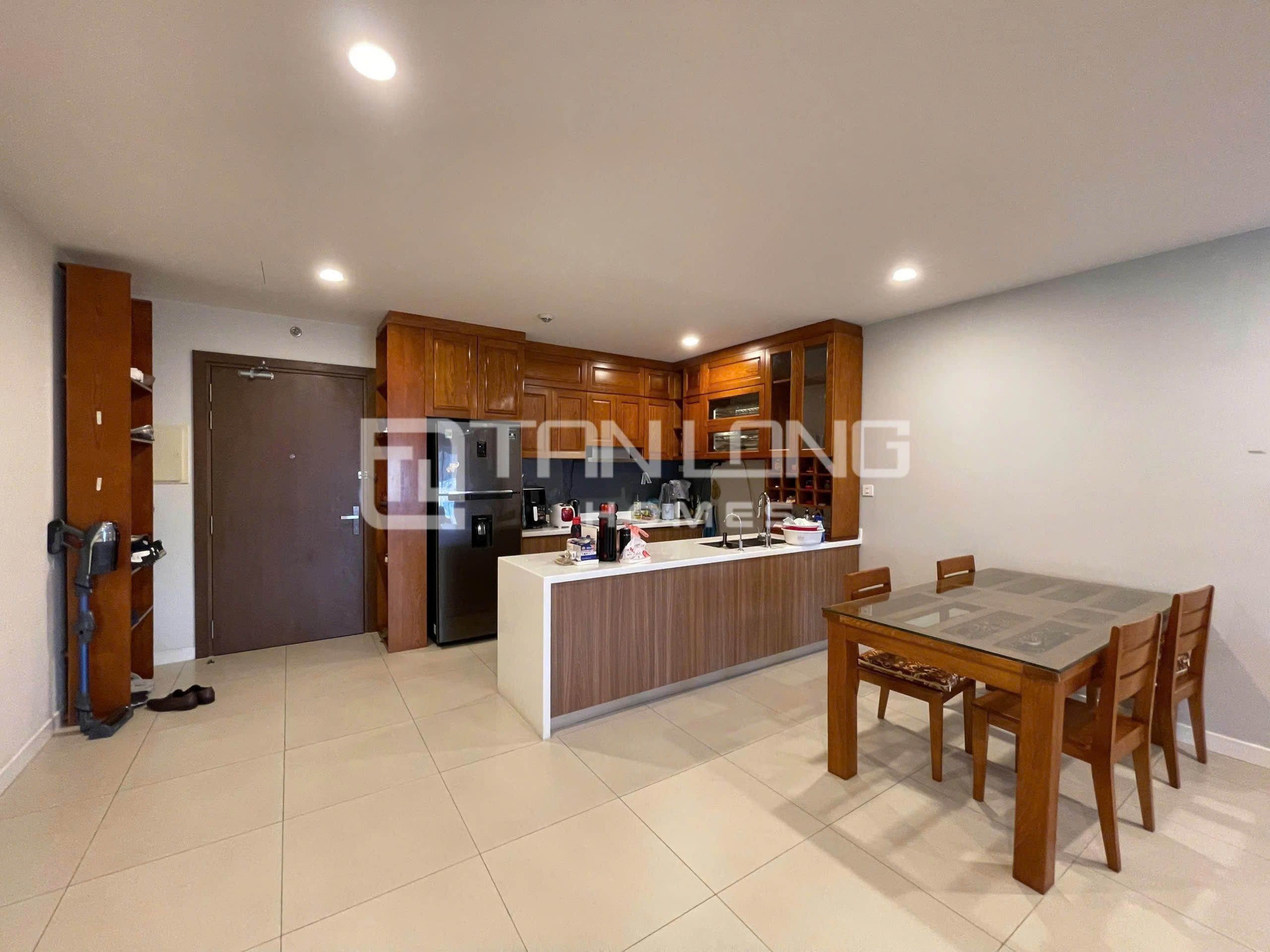 Căn hộ 2 ngủ 96m2 tòa Kosmo Tây Hồ view city cần bán 3