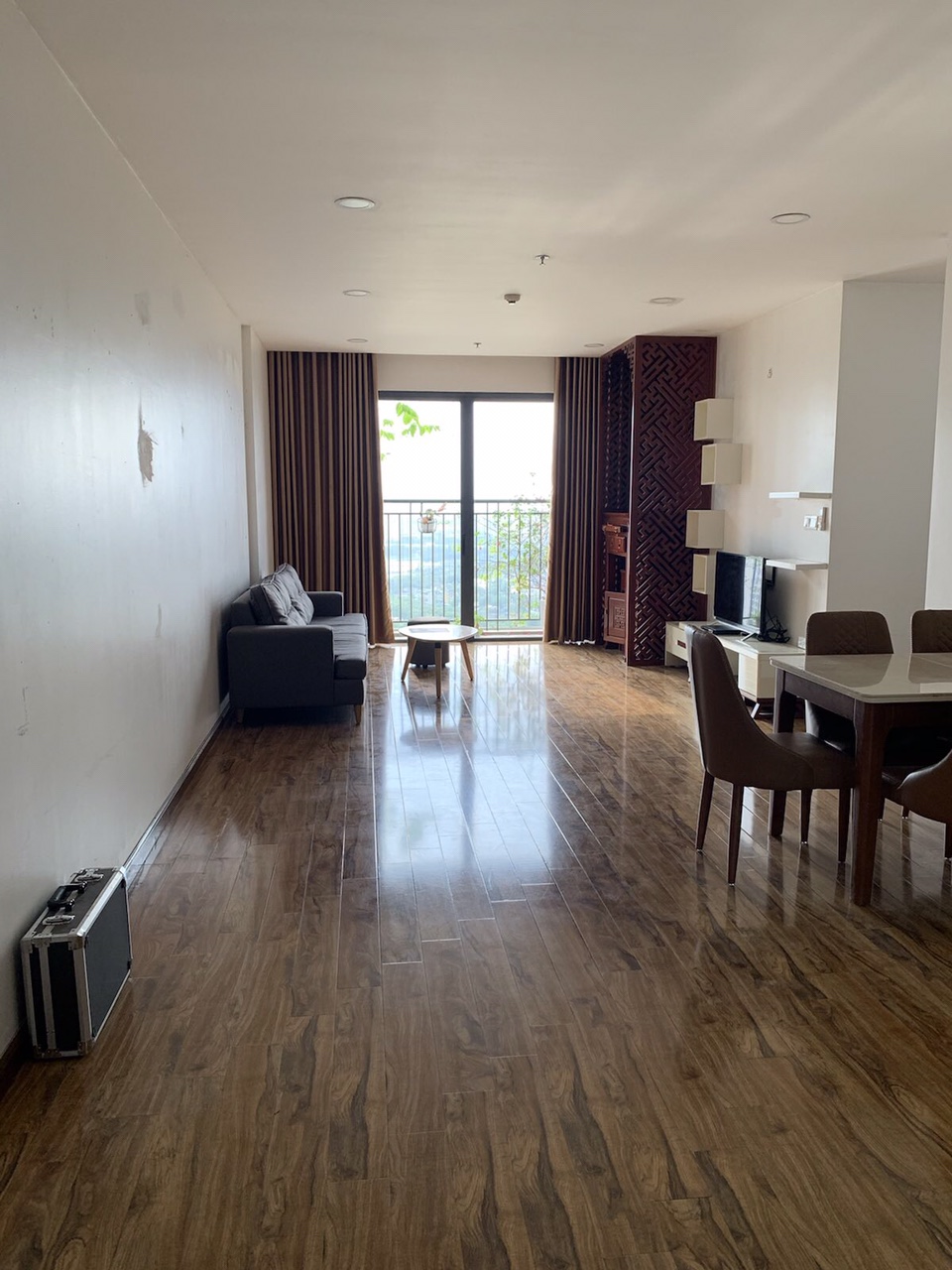 CĂN HỘ CHO THUÊ GIÁ RẺ DT 129.4M2, 3 NGỦ TÒA N03-T3 CHUNG CƯ NGOẠI GIAO ĐOÀN 1