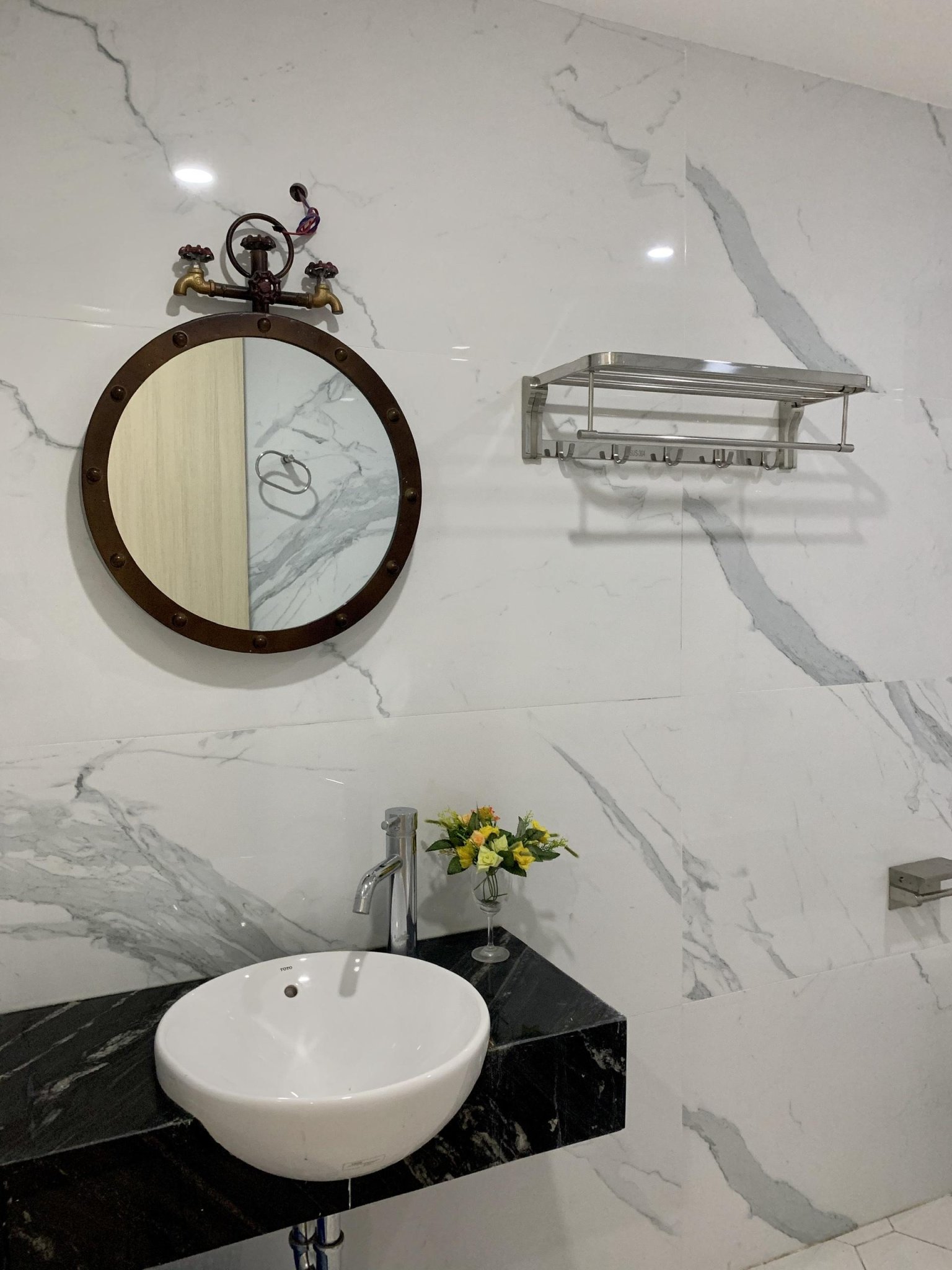 Cần tiền gấp căn hộ chung cư 3 ngủ toà N01T2 ngoại giao đoàn giá 3,7 tỷ 3