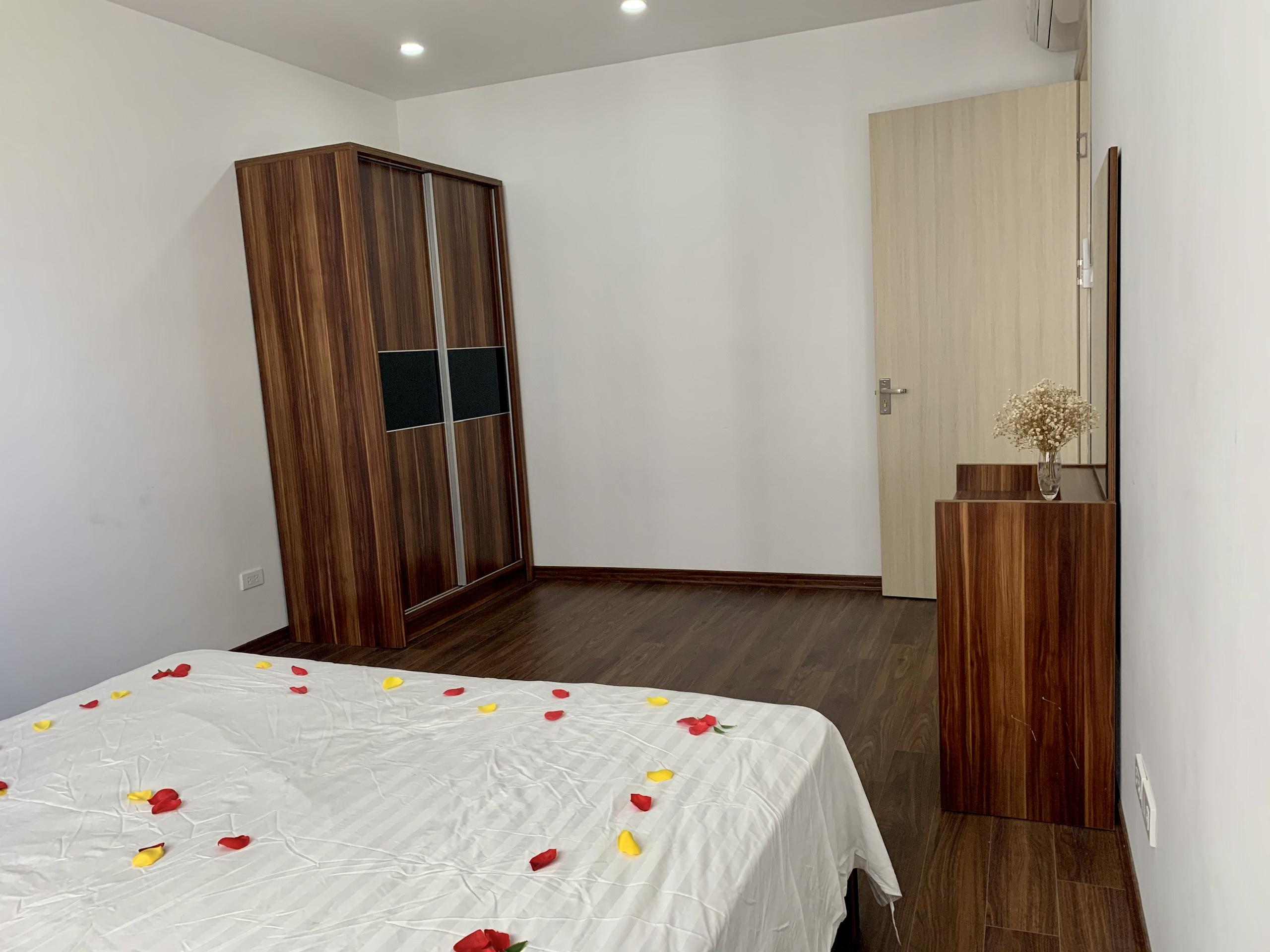 Cần tiền gấp căn hộ chung cư 3 ngủ toà N01T2 ngoại giao đoàn giá 3,7 tỷ 7