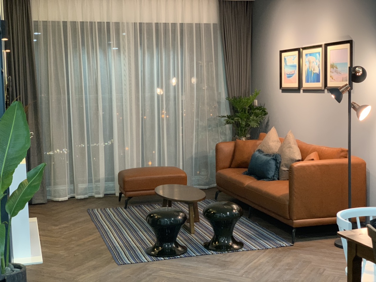 Chính chủ bán căn hộ chung cư 3 phòng ngủ 128m2 tòa N03 - T4 Ngoại Giao Đoàn 1