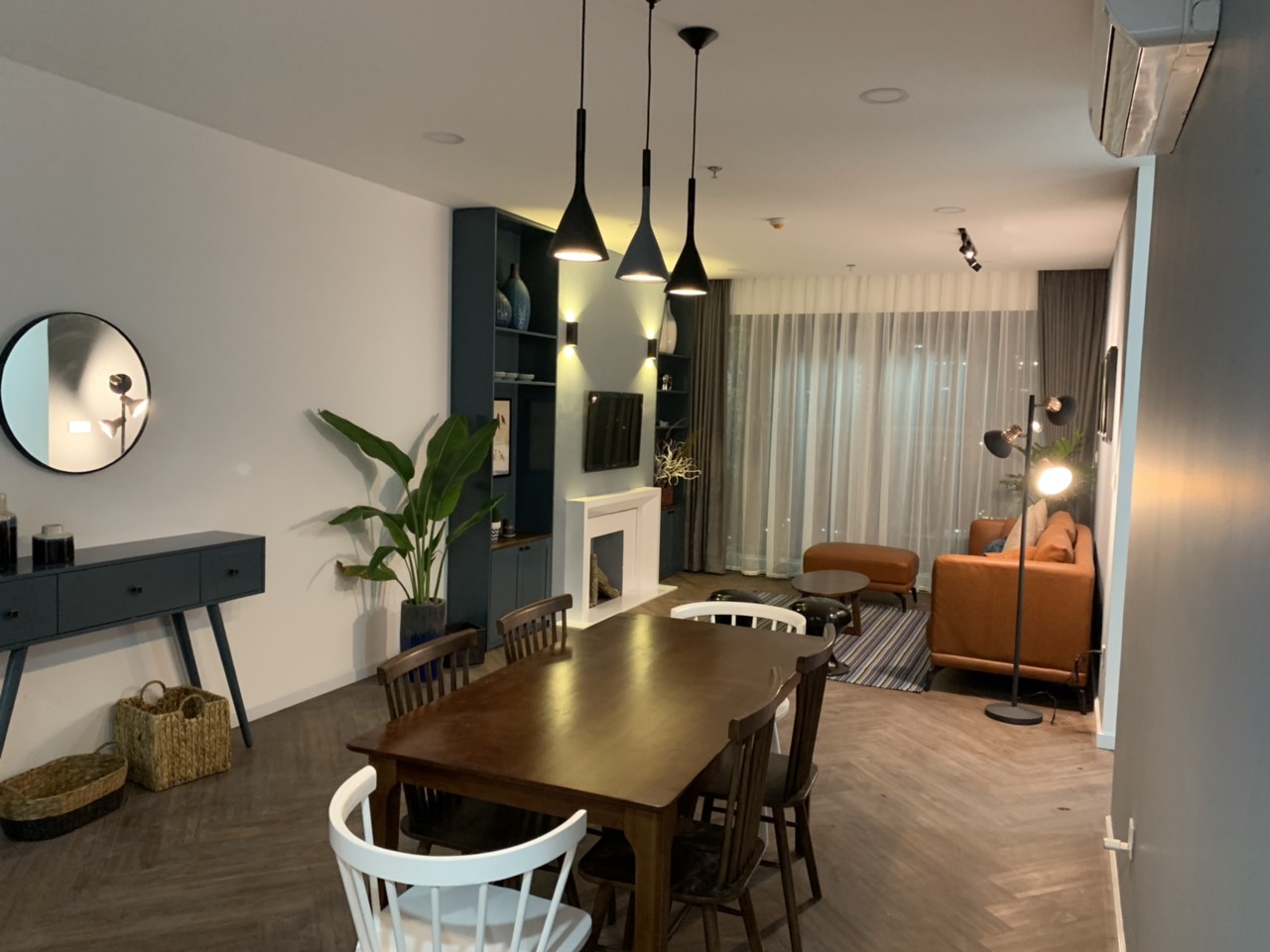 Chính chủ bán căn hộ chung cư 3 phòng ngủ 128m2 tòa N03 - T4 Ngoại Giao Đoàn 4