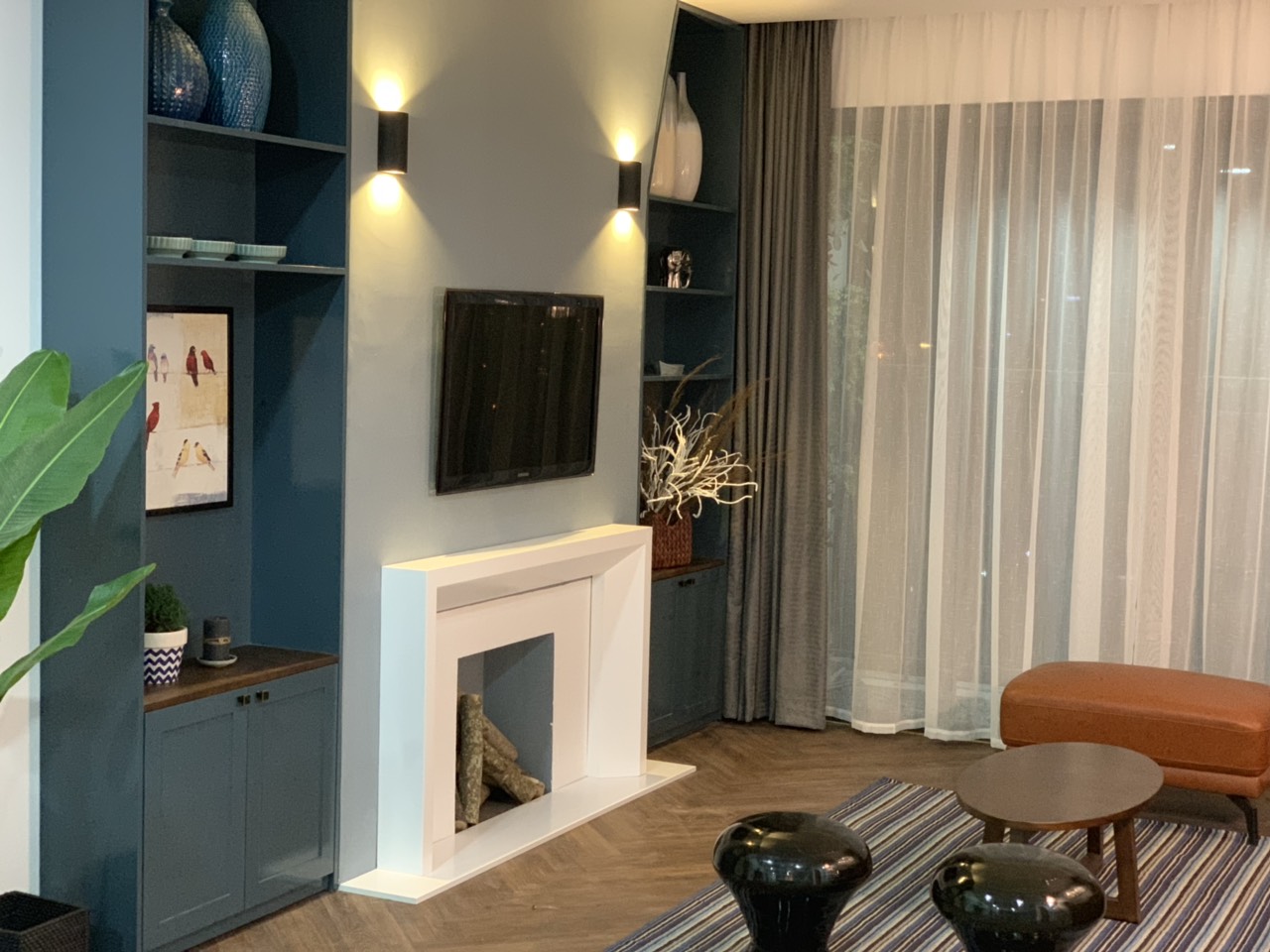 Chính chủ bán căn hộ chung cư 3 phòng ngủ 128m2 tòa N03 - T4 Ngoại Giao Đoàn 5