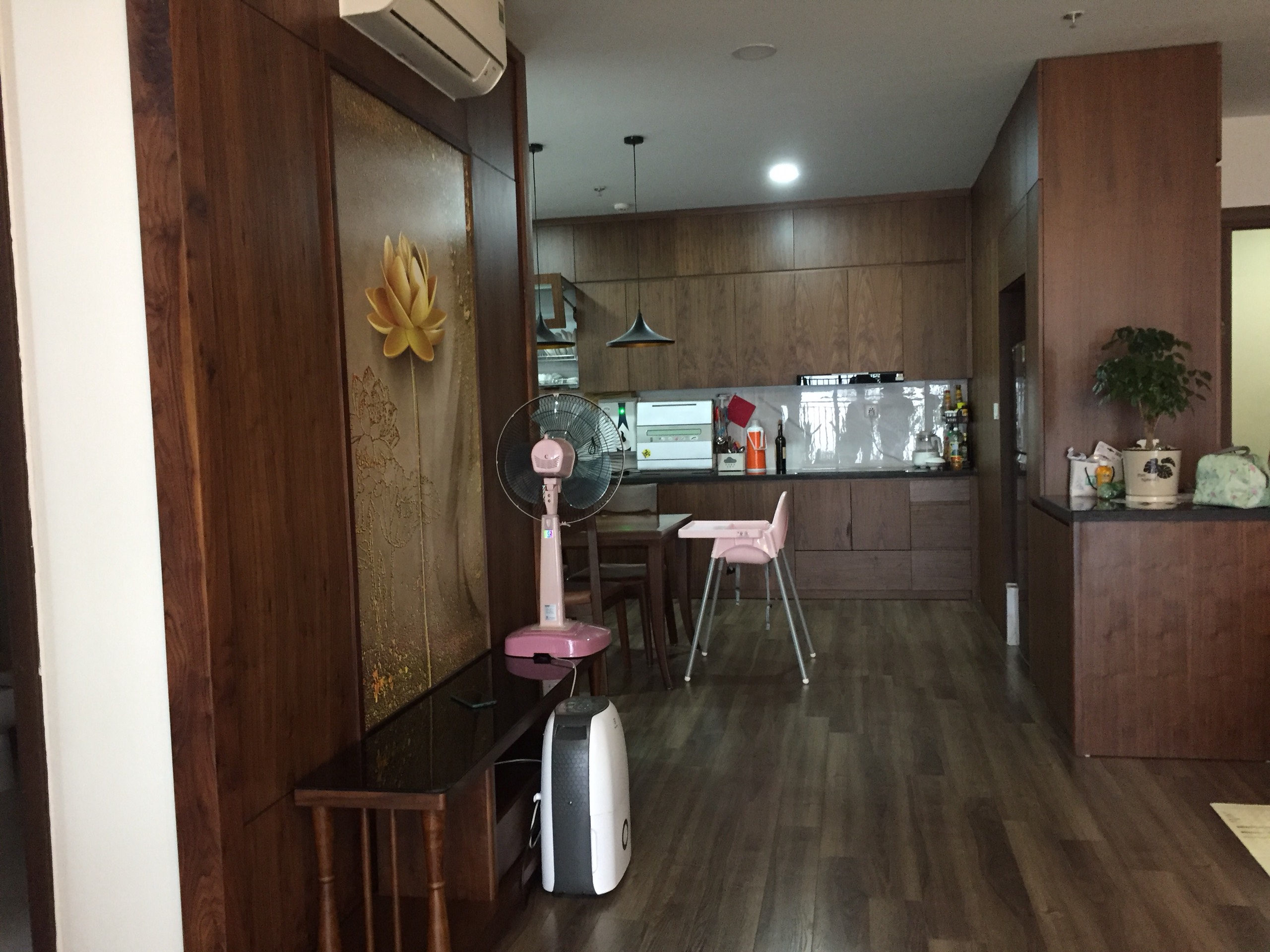 CHÍNH CHỦ BÁN CĂN HỘ CHUNG CƯ 3 PHÒNG NGỦ, TẦNG CAO TÒA N03- T3 CHUNG CƯ NGOẠI GIAO ĐOÀN, FULL TOÀN BỘ NỘI THẤT 2