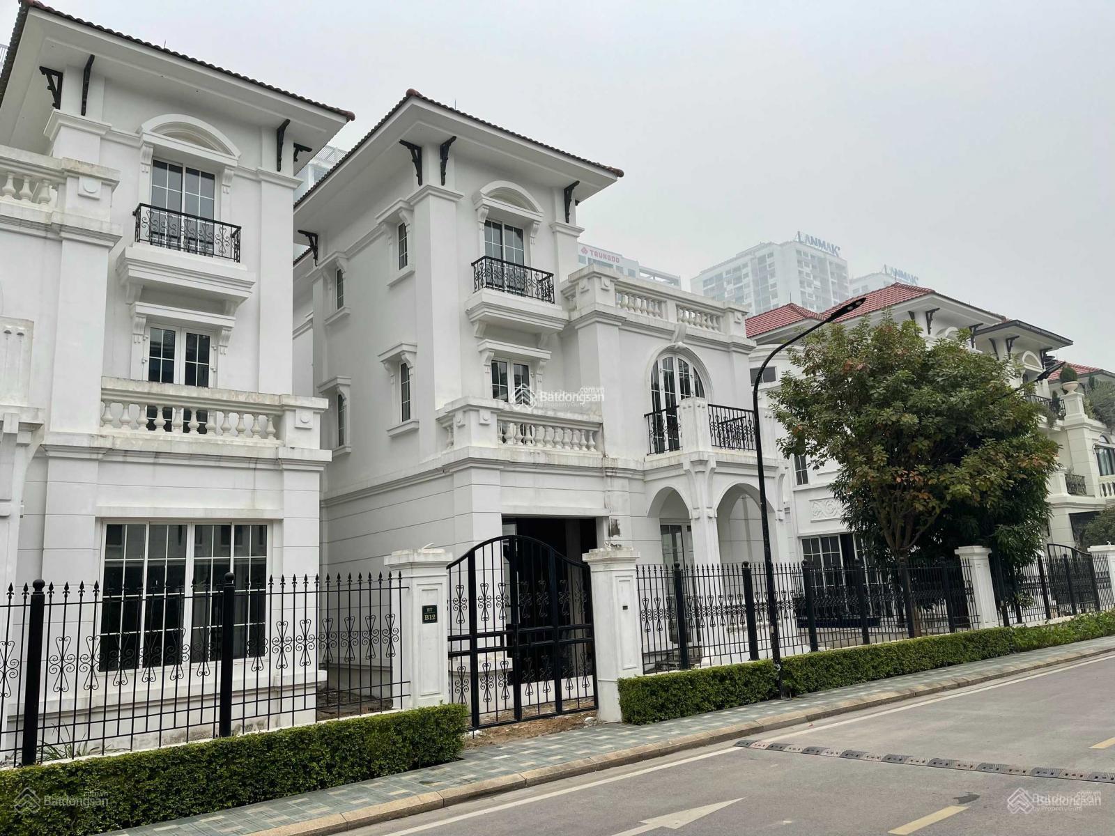 Chính chủ cần bán gấp biệt thự đơn lập Embassy Garden vị trí siêu đẹp hướng Nam 2