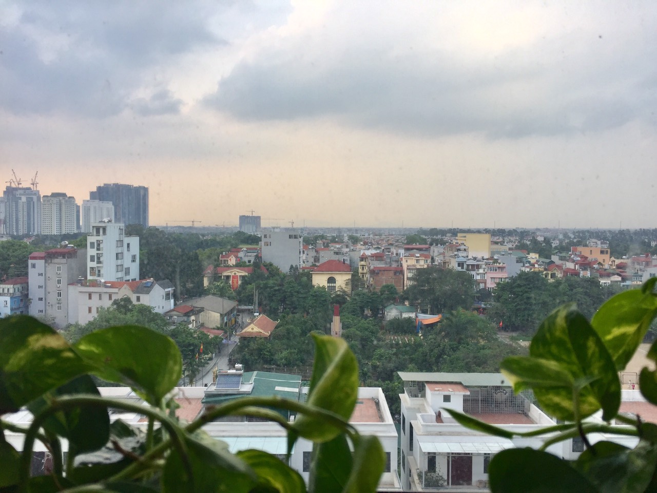 Chính chủ cho thuê căn hộ chung cư 2 phòng ngủ tòa 789 Ngoại Giao Đoàn 13