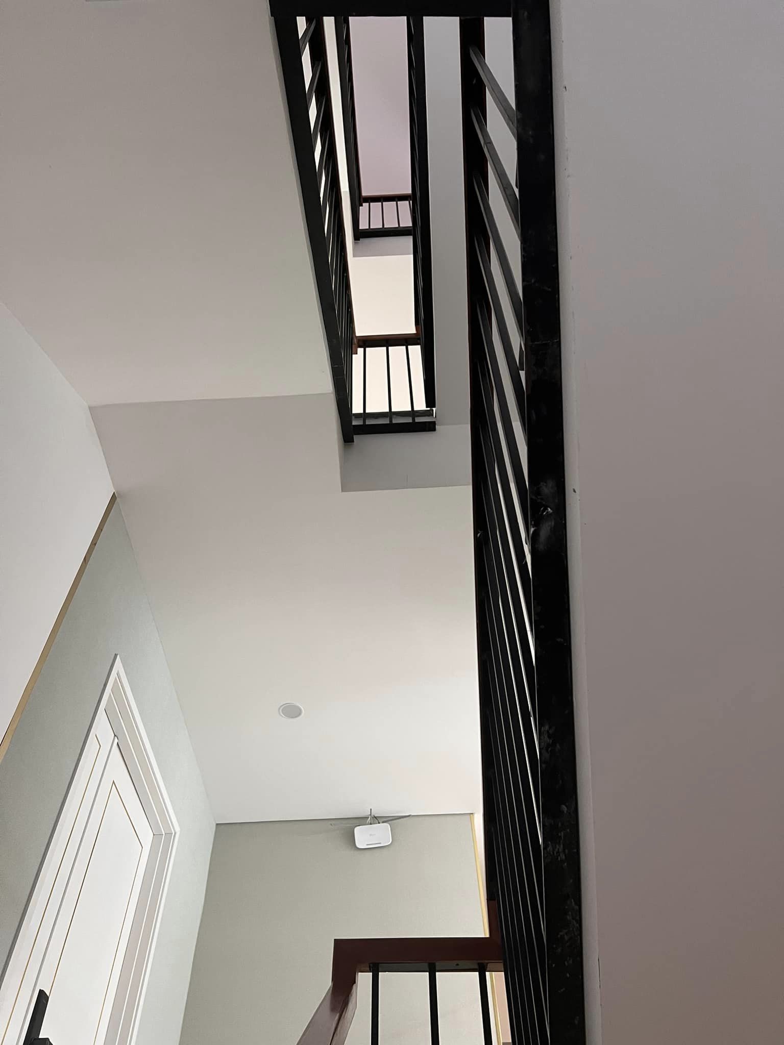 Cho thuê biệt thự đơn lập 450m2 hoàn thiện full đồ đẹp tại khu Ngoại Giao Đoàn 5