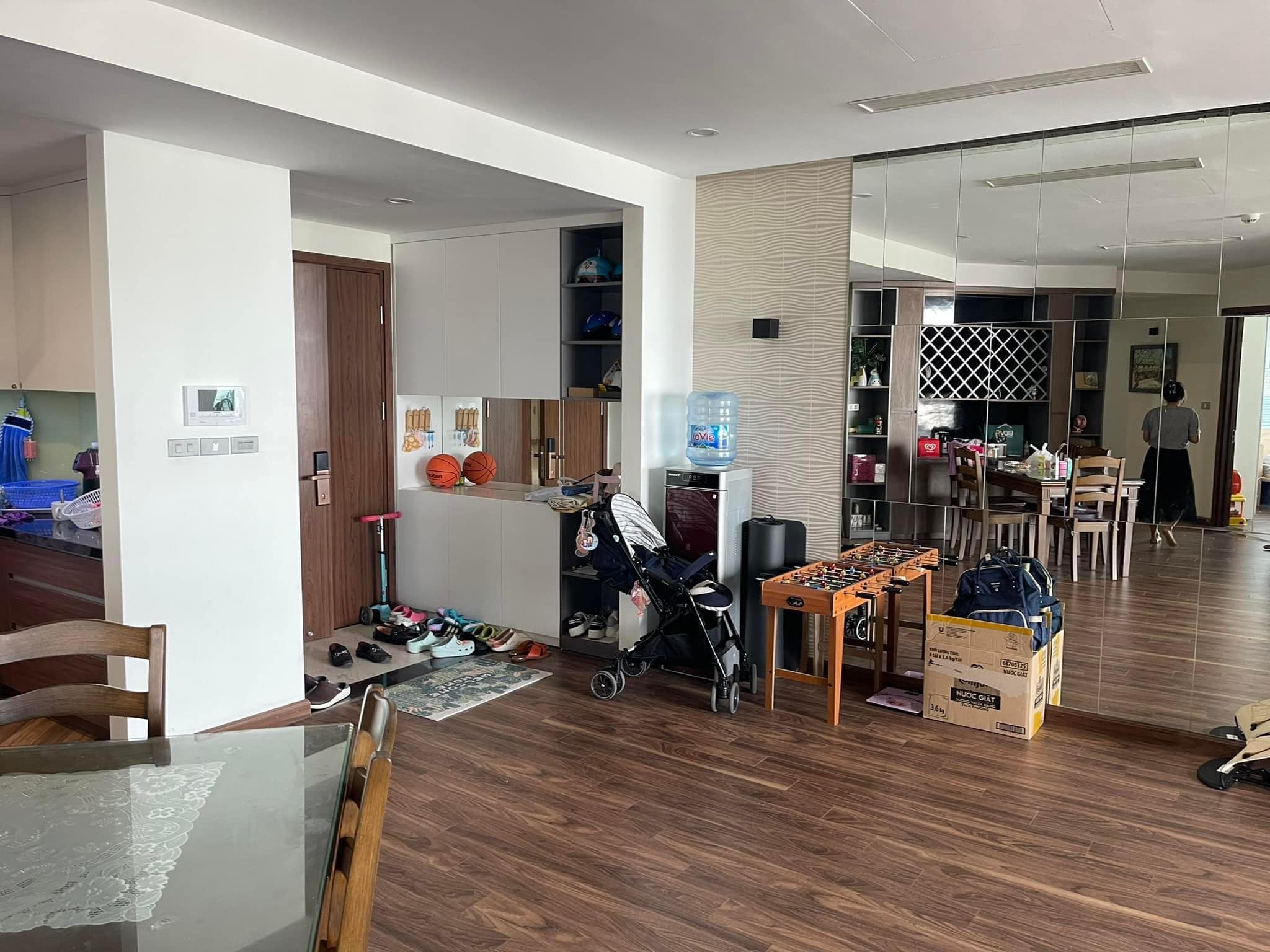 Cho thuê căn 2 ngủ 83m2 full đồ mới đẹp tòa N03T5 Ngoại Giao Đoàn 2