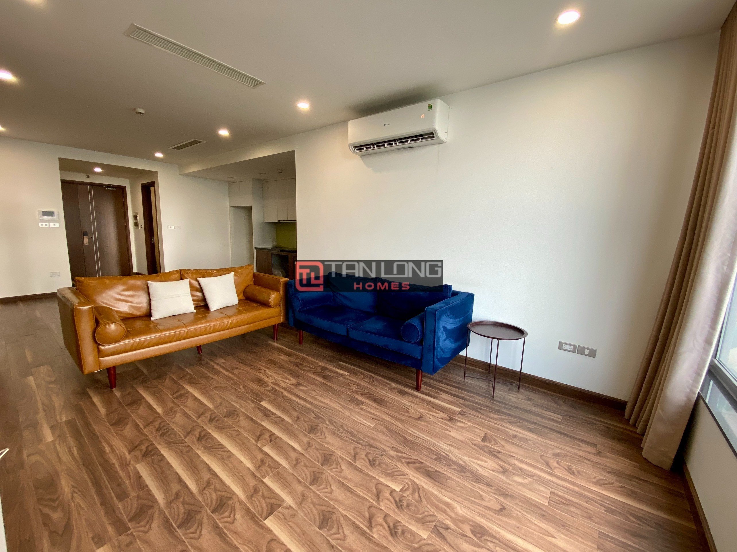 Cho thuê căn 3 ngủ 93.3m2 full đồ cơ bản view thoáng mát N01T8 Ngoại Giao Đoàn 1
