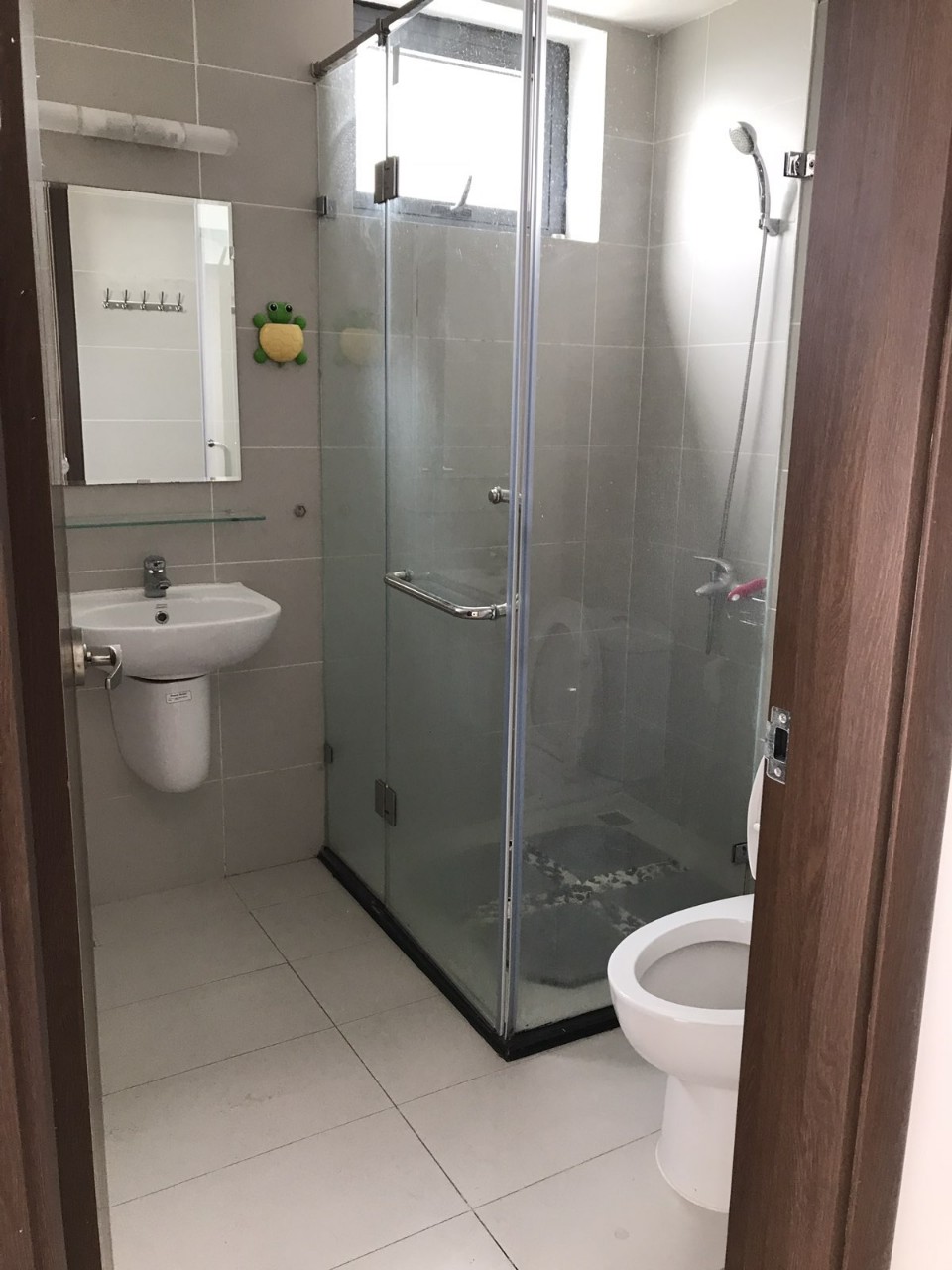 Cho thuê căn 3Pn toà N03T4 tầng cao VIEW HỒ TÂY 5