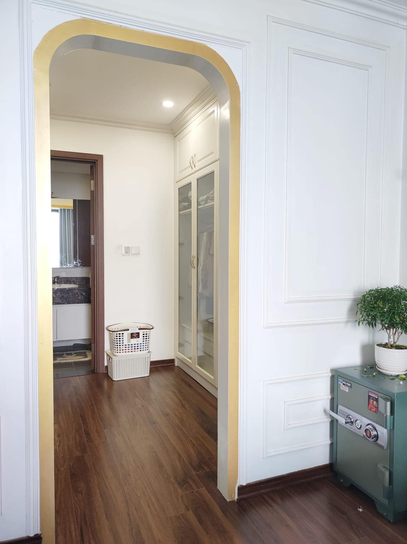 Cho thuê căn 3PN/118m2 đồ cơ bản tòa N03T7 Ngoại Giao Đoàn 4
