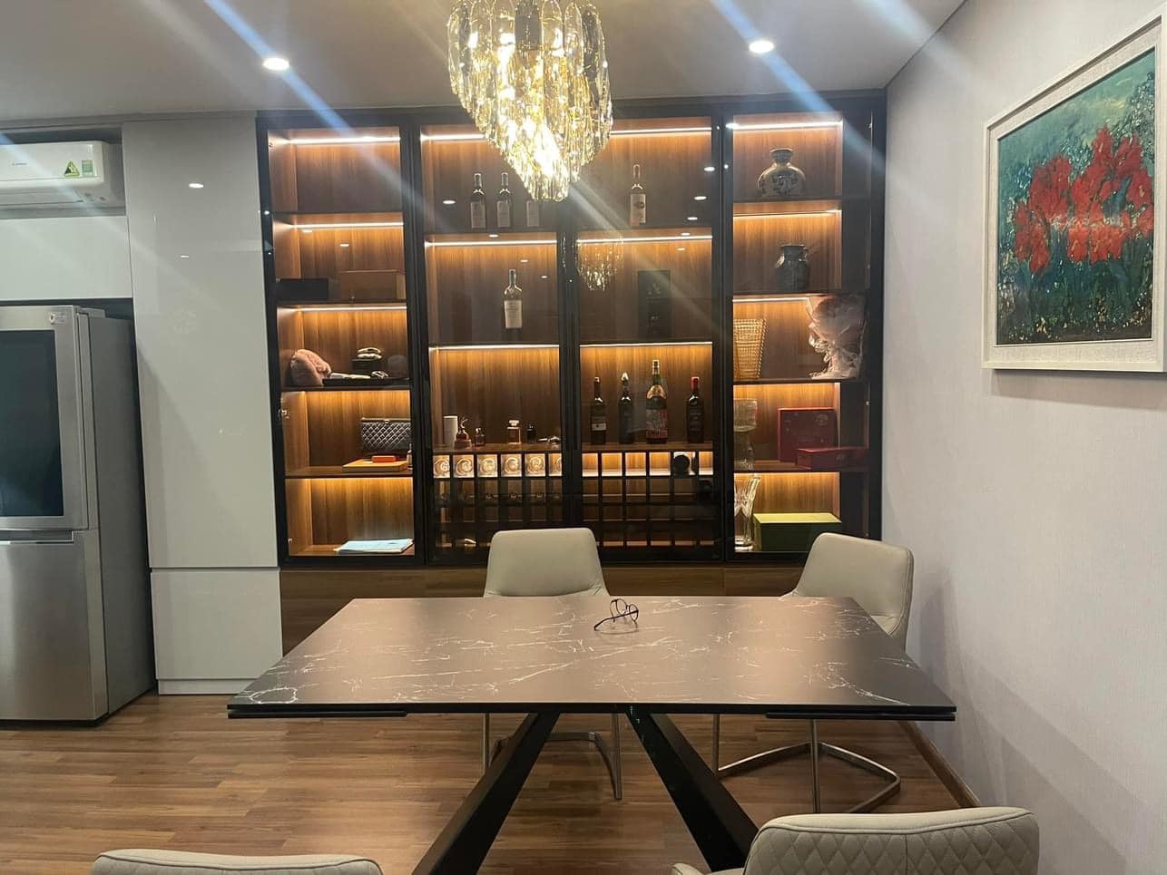 Cho thuê căn 3PN/133m2 full đồ, căn góc 3 mặt thoáng tòa N03T7 Ngoại Giao Đoàn 2