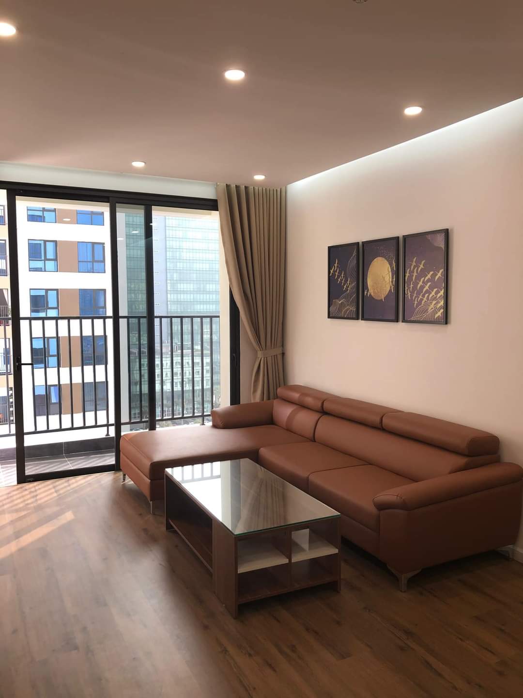 CHO THUÊ CĂN 86.3M2 TẦNG THẤP TÒA M1 CHUNG CƯ 6TH-ELEMENT 1