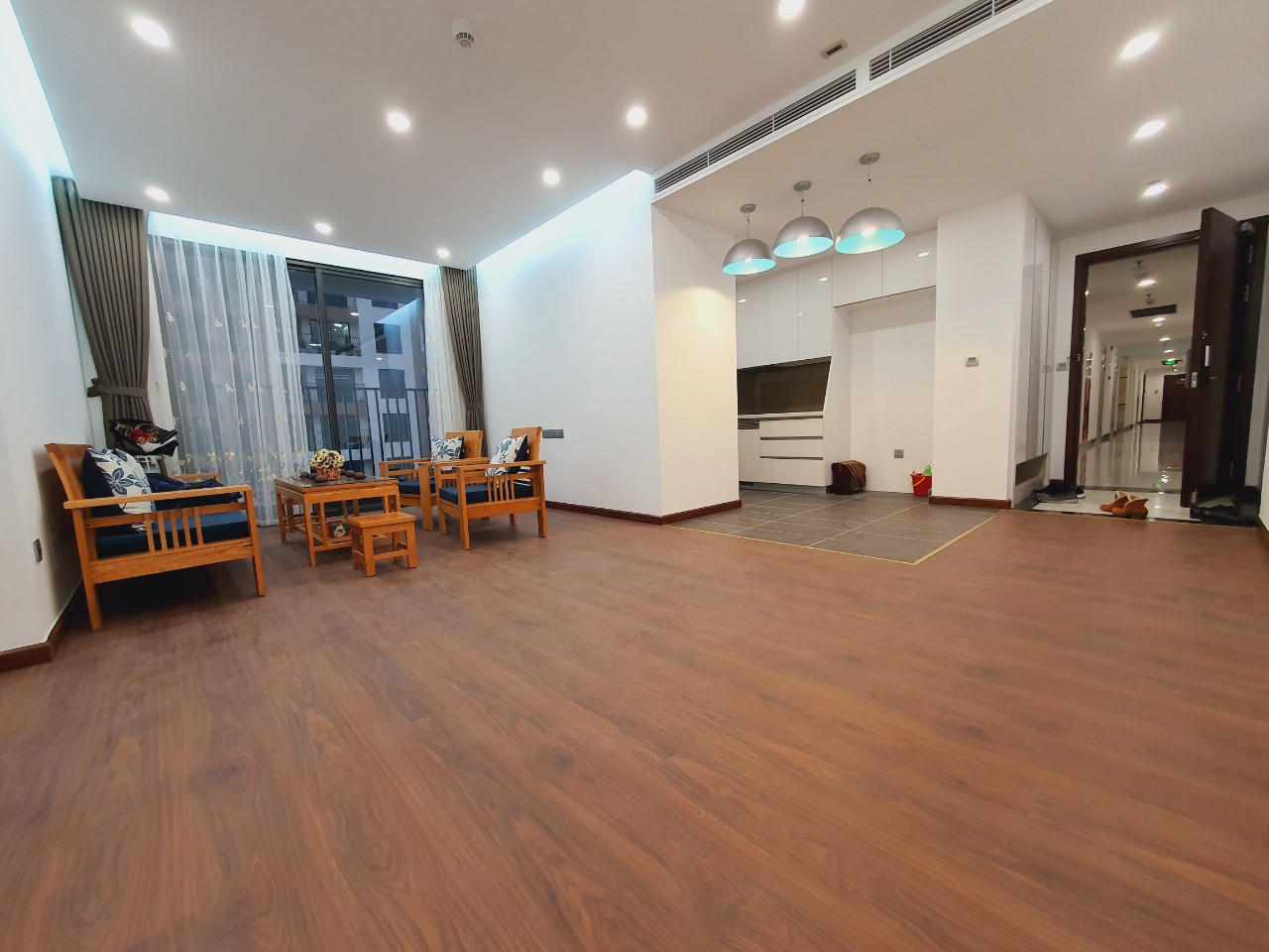 CHO THUÊ CĂN 87M2 TẦNG THẤP TÒA M1 CHUNG CƯ 6TH-ELEMENT 1