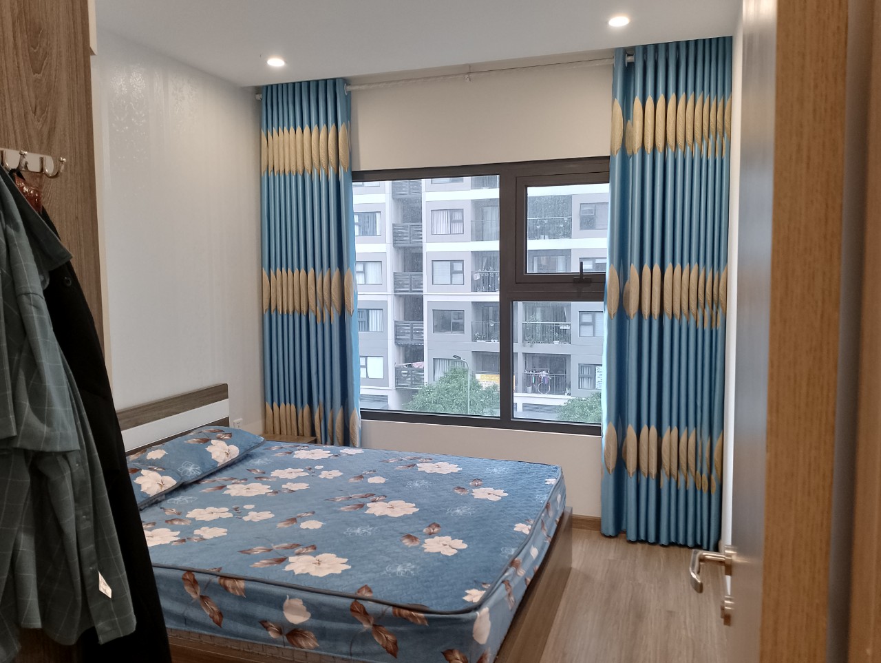 Cho thuê căn góc 3 ngủ 90m2 full đồ mới view đẹp tòa A1 An Bình City 4
