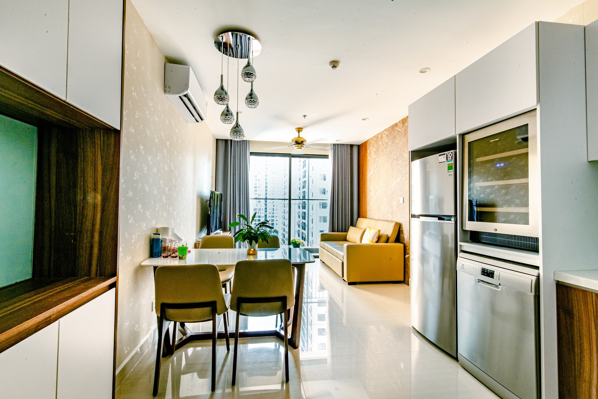 Cho thuê căn góc 3PN/90m2 tầng cao view đẹp, full đồ mới tại A1 An Bình City 3