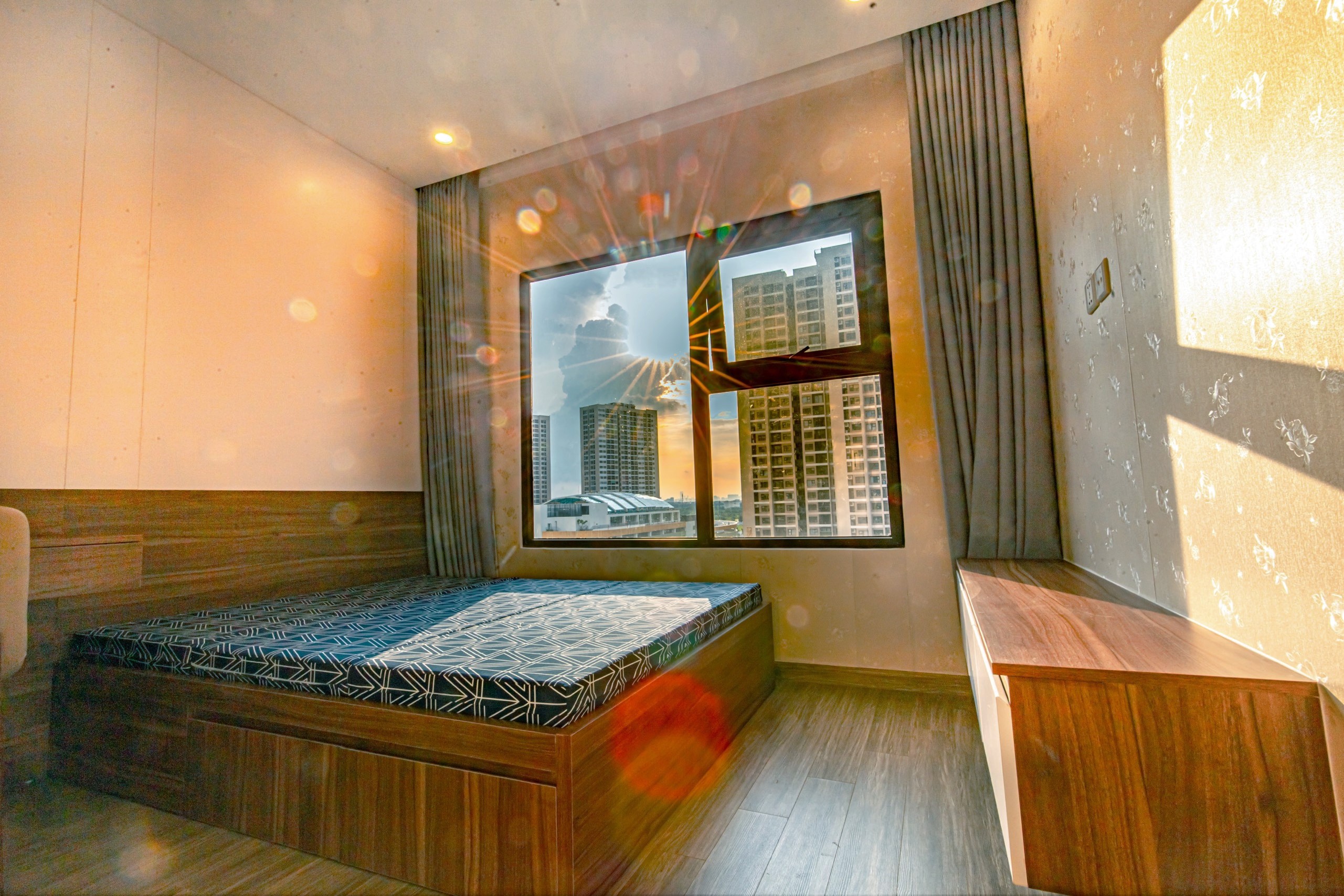 Cho thuê căn góc 3PN/90m2 tầng cao view đẹp, full đồ mới tại A1 An Bình City 7