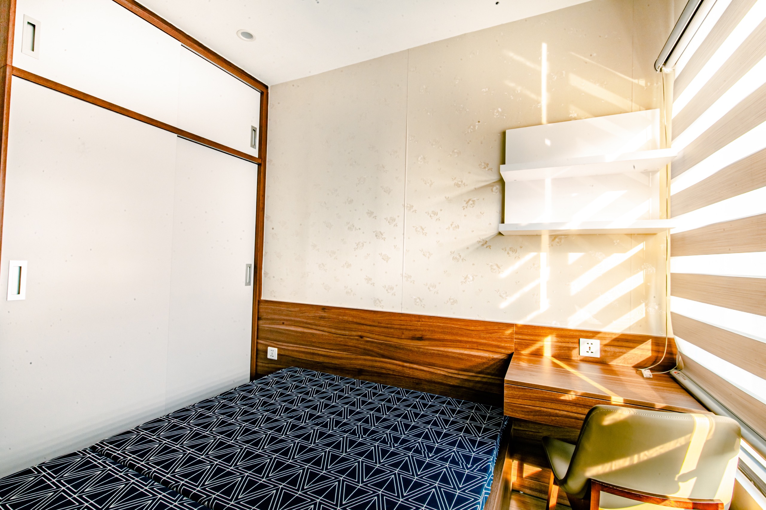 Cho thuê căn góc 3PN/90m2 tầng cao view đẹp, full đồ mới tại A1 An Bình City 9