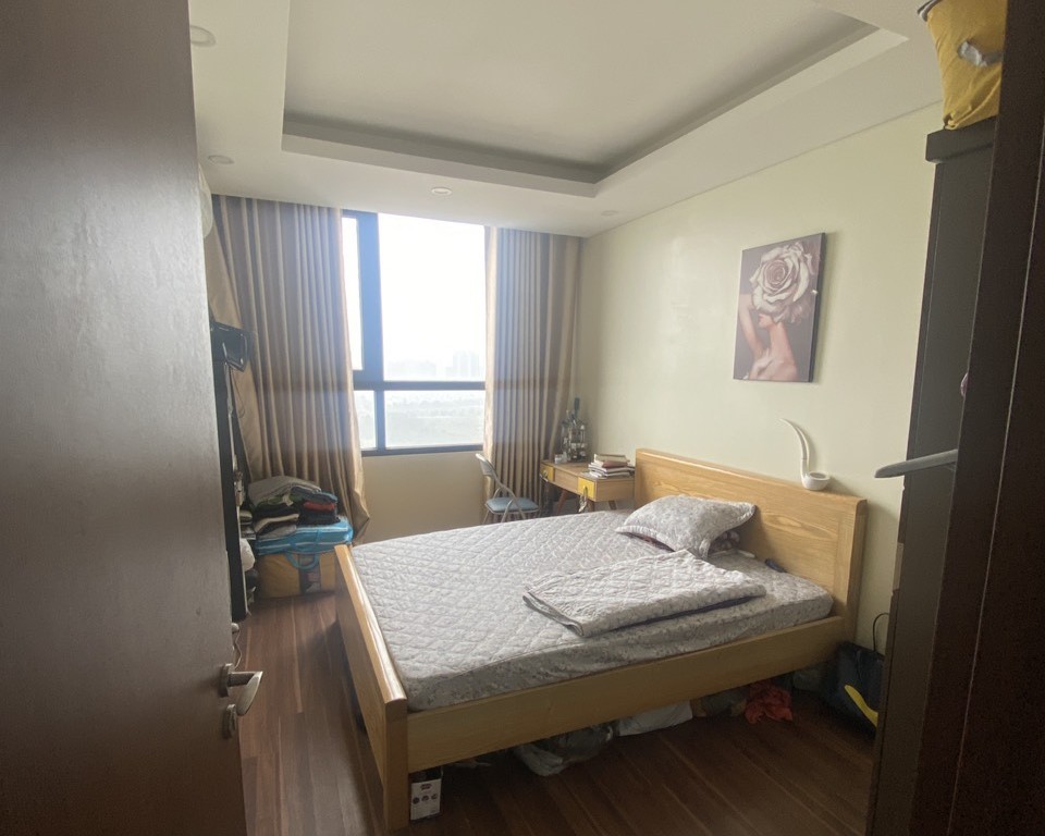 Cho thuê căn hộ 2 ngủ 87m2 đồ cơ bản giá cực rẻ tại N01T5 Ngoại Giao Đoàn 3