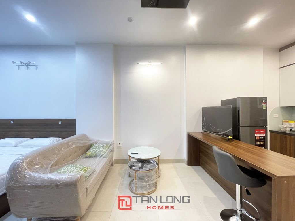 Cho thuê căn hộ 2 ngủ full nội thất cao cấp tòa A2 Green Stars Phạm Văn Đồng 1