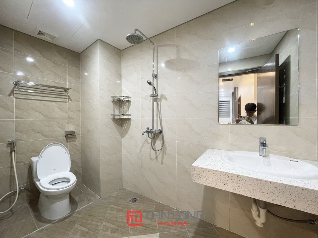 Cho thuê căn hộ 2 ngủ full nội thất cao cấp tòa A2 Green Stars Phạm Văn Đồng 4