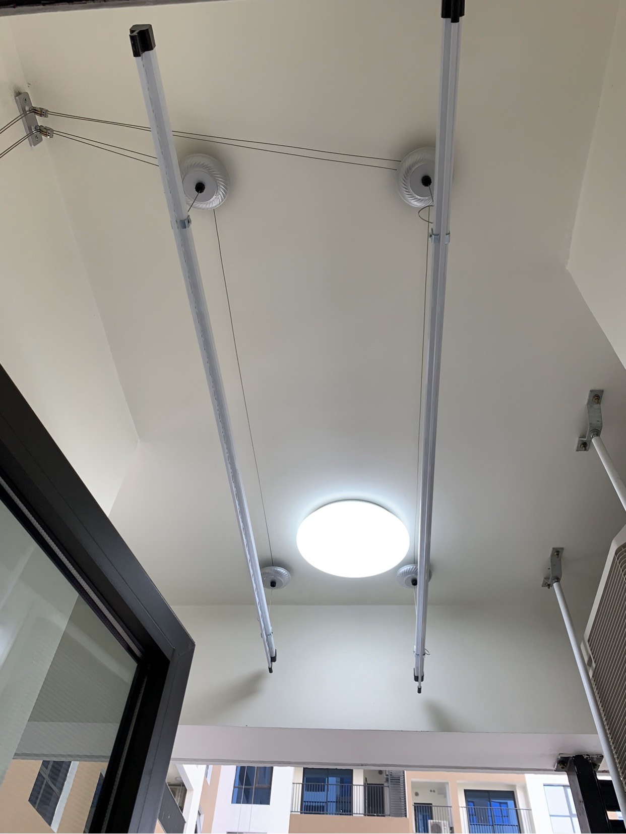 Cho thuê căn hộ 2 phòng ngủ đủ đồ giá chỉ 12 triệu tòa M2 chung cư 6TH-ELEMENT 8