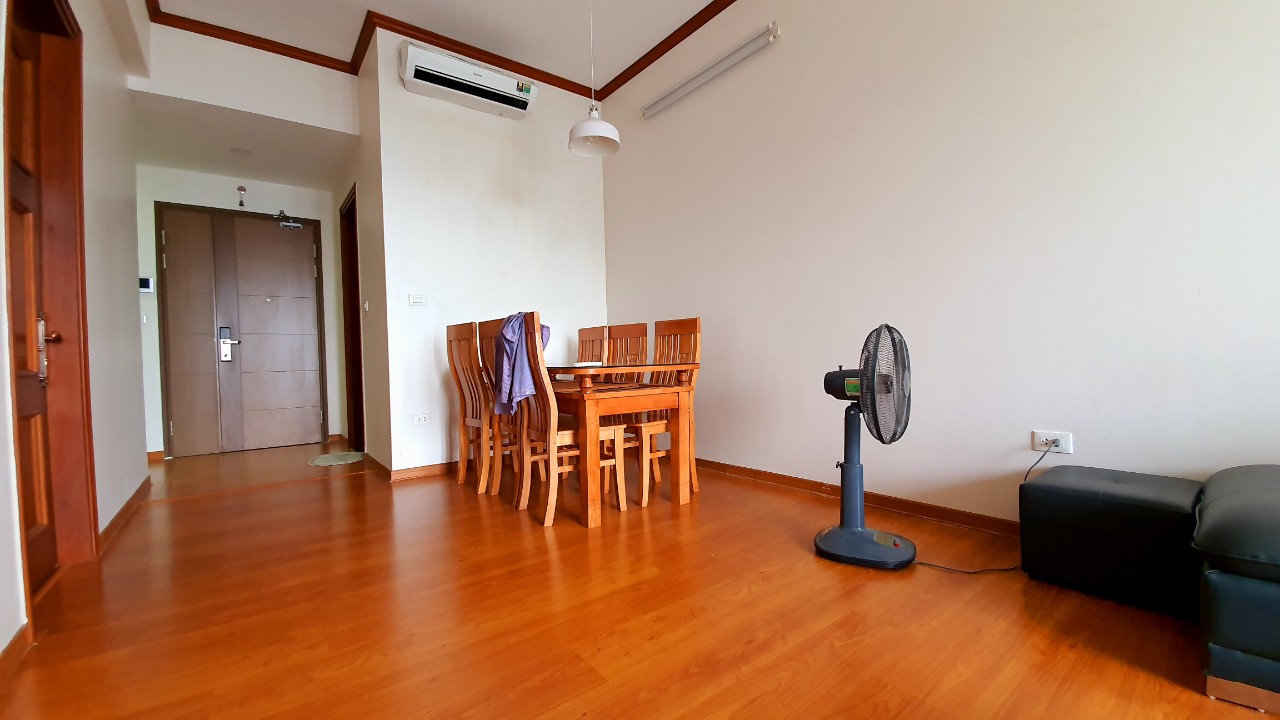 Cho thuê căn hộ 2PN View Hồ Tây + Hồ Điều Hoà, giá 10,5 triệu 2