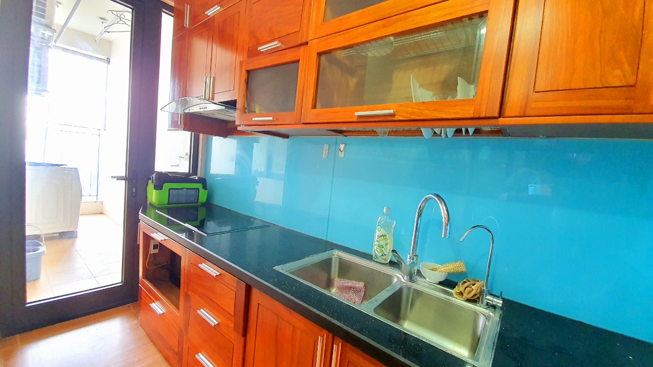 Cho thuê căn hộ 2PN View Hồ Tây + Hồ Điều Hoà, giá 10,5 triệu 6