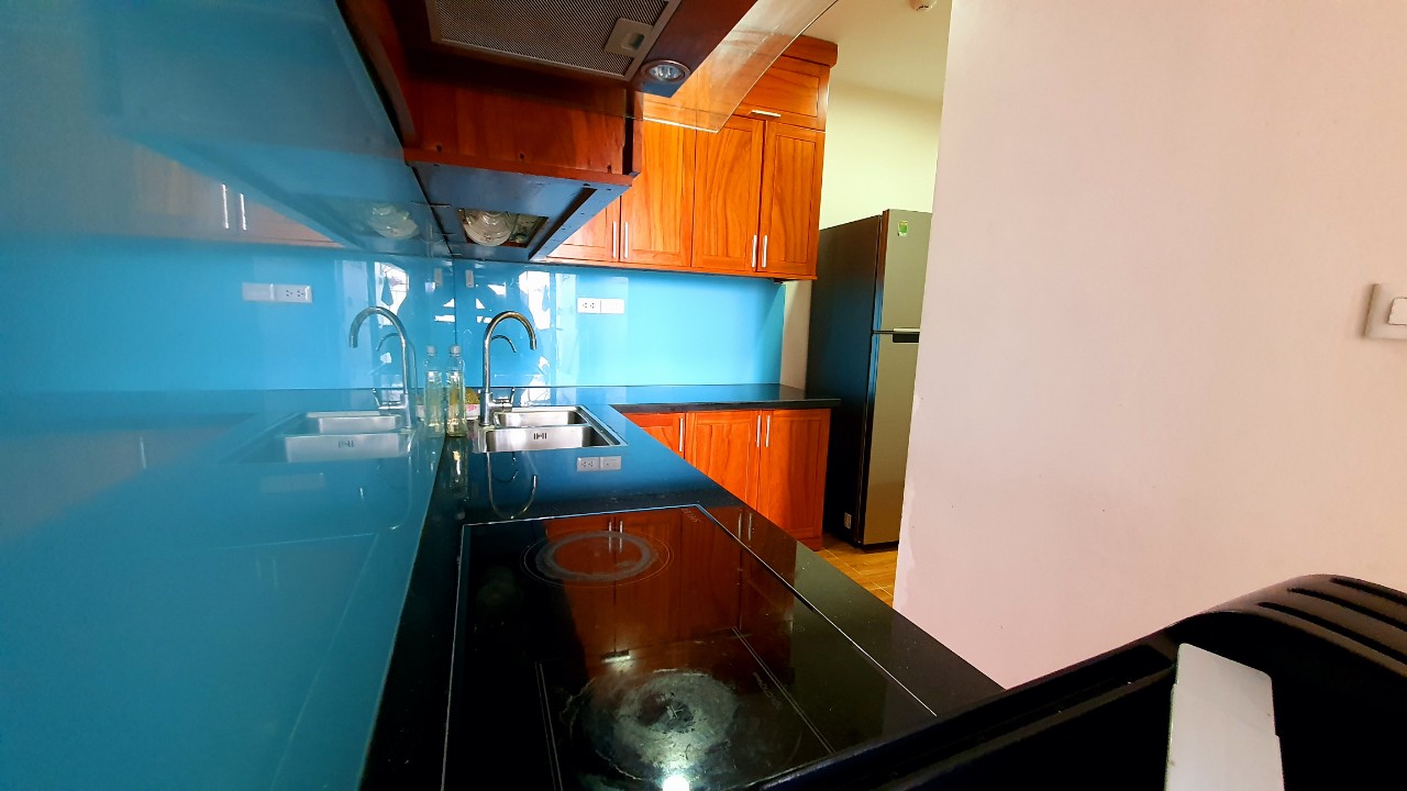 Cho thuê căn hộ 2PN View Hồ Tây + Hồ Điều Hoà, giá 10,5 triệu 7