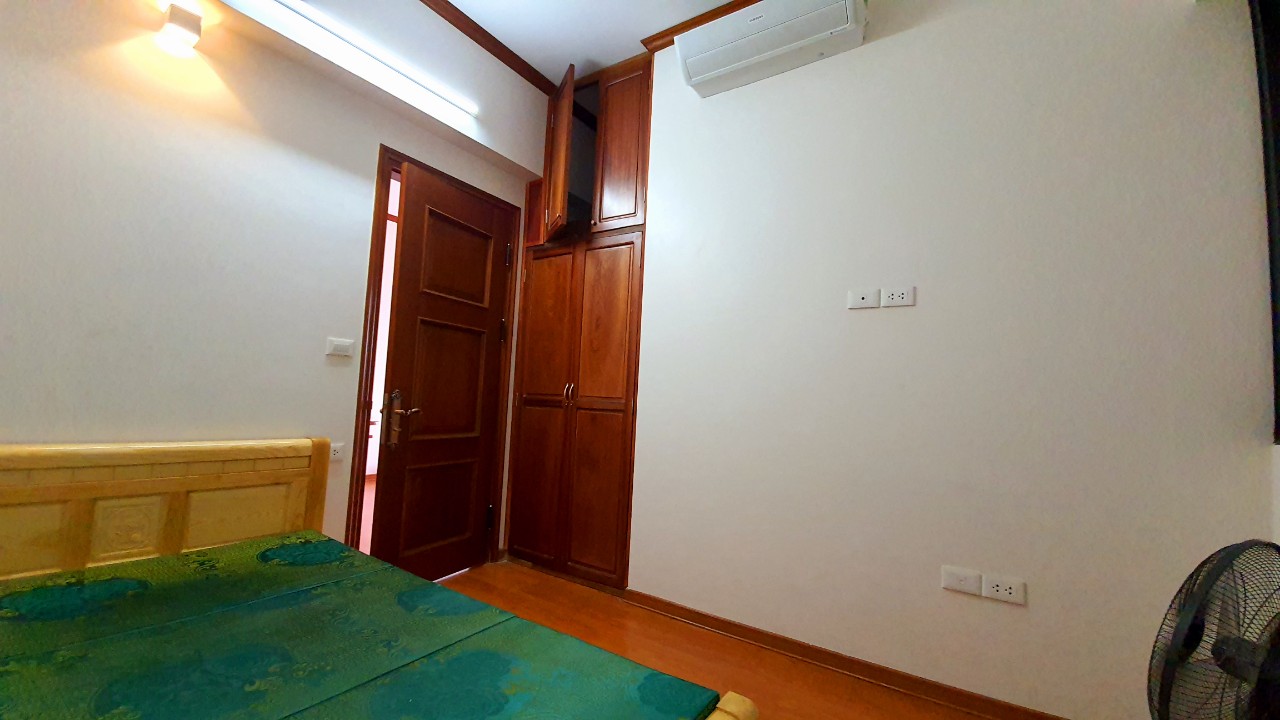 Cho thuê căn hộ 2PN View Hồ Tây + Hồ Điều Hoà, giá 10,5 triệu 9