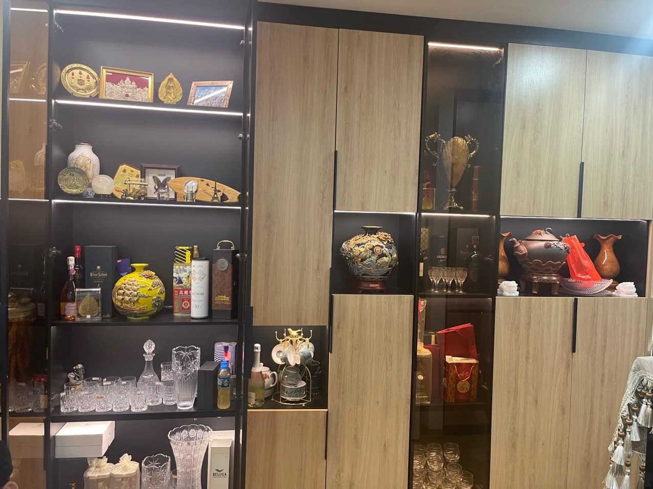 Cho thuê căn hộ 3 ngủ 103m2 full đồ view thoáng tại N03T1 Ngoại Giao Đoàn 7