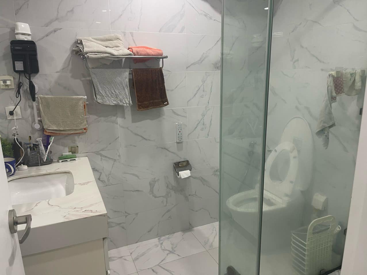 Cho thuê căn hộ 3 ngủ 103m2 full đồ view thoáng tại N03T1 Ngoại Giao Đoàn 8
