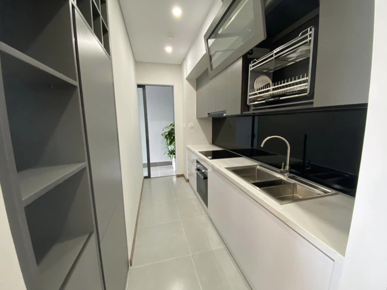 Cho thuê căn hộ 3 ngủ 106m2 tầng trung full đồ tòa N02T2 Ngoại Giao Đoàn 2
