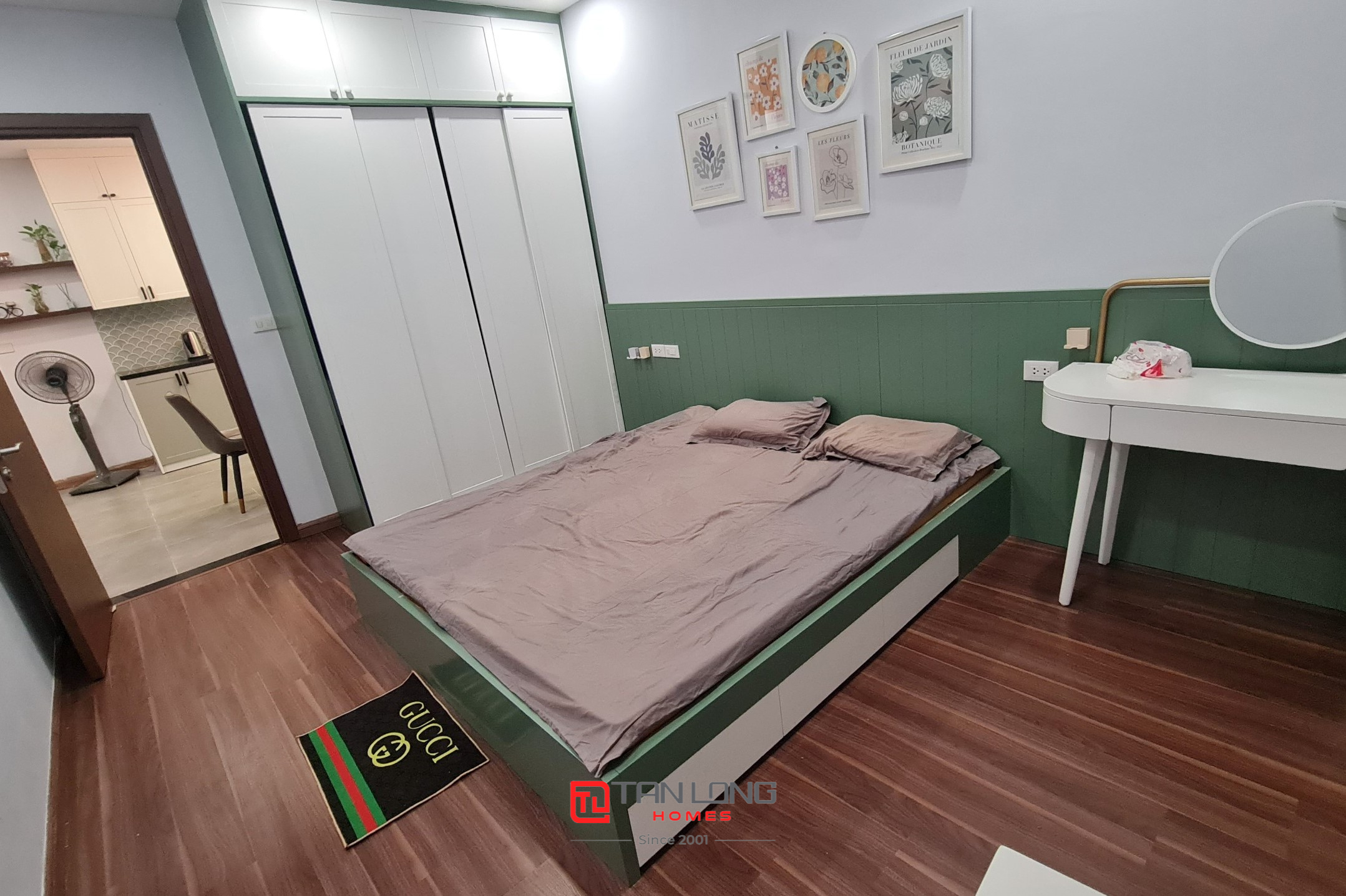 Cho thuê căn hộ 3 ngủ 108m2 tầng cao full đồ tòa N01T5 Ngoại Giao Đoàn 7