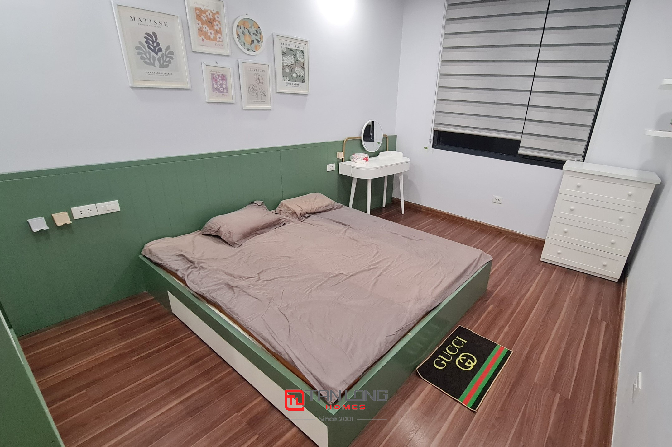 Cho thuê căn hộ 3 ngủ 108m2 tầng cao full đồ tòa N01T5 Ngoại Giao Đoàn 8