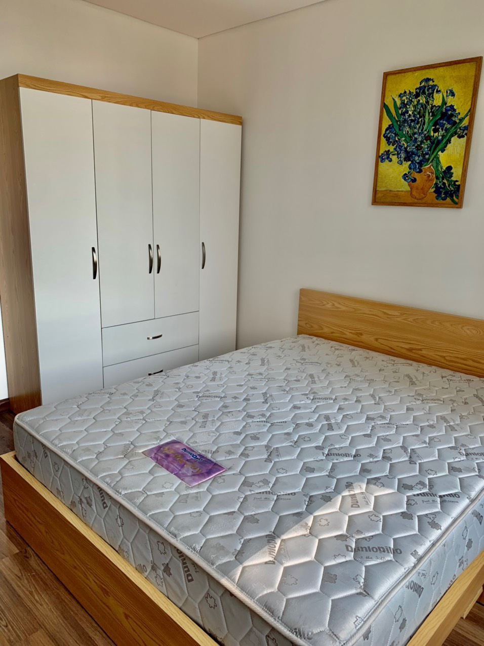 Cho thuê căn hộ 3 ngủ 113m2 full đồ đẹp, view thoáng tòa N03T2, giá cực tốt 3