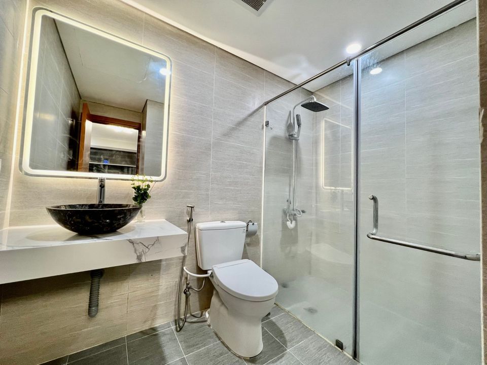 Cho thuê căn hộ 3 ngủ 114m2 full đồ nhập khẩu view đẹp tòa A8 An Bình City 5