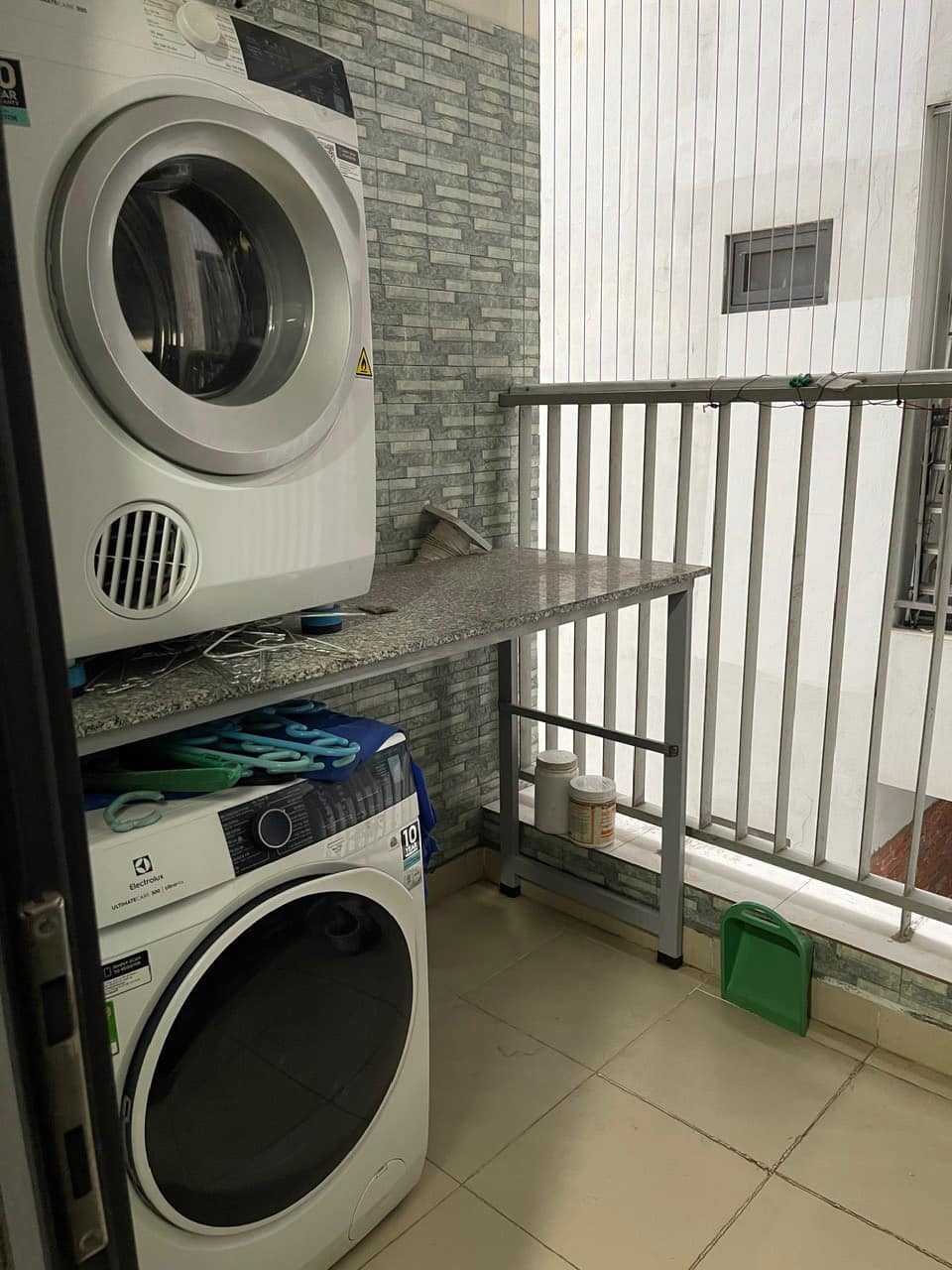 Cho thuê căn hộ 3 ngủ 121m2 tầng cao full đồ mới tòa N03T6 Ngoại Giao Đoàn 5