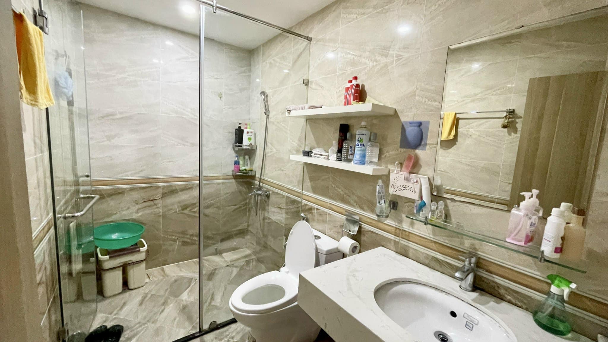 Cho thuê căn hộ 3 ngủ 134m2 full đồ view đẹp tòa N03T6 Ngoại Giao Đoàn 8