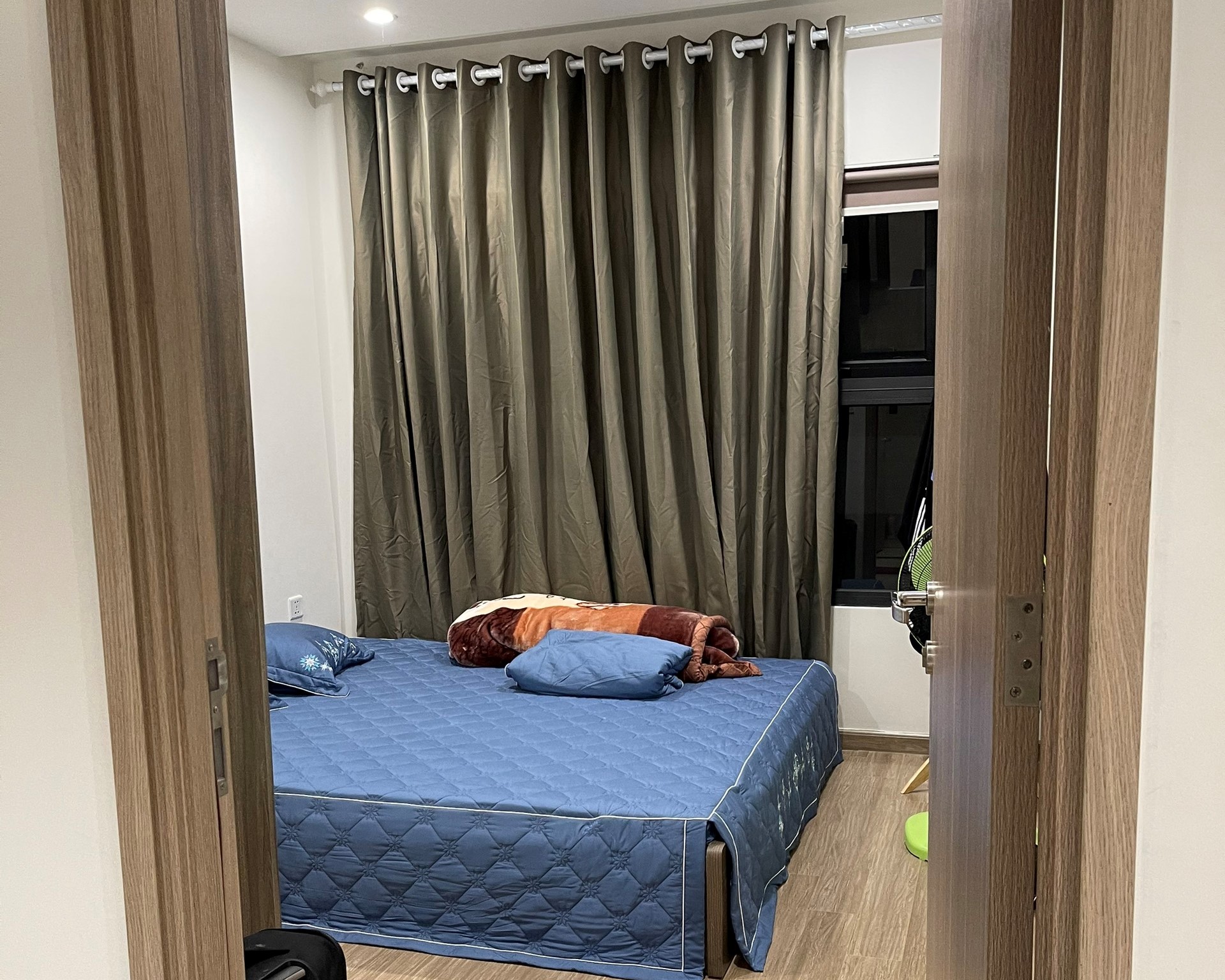 Cho thuê căn hộ 3 ngủ 87m2 tầng trung, full đồ view nội khu tòa A6 An Bình City 4