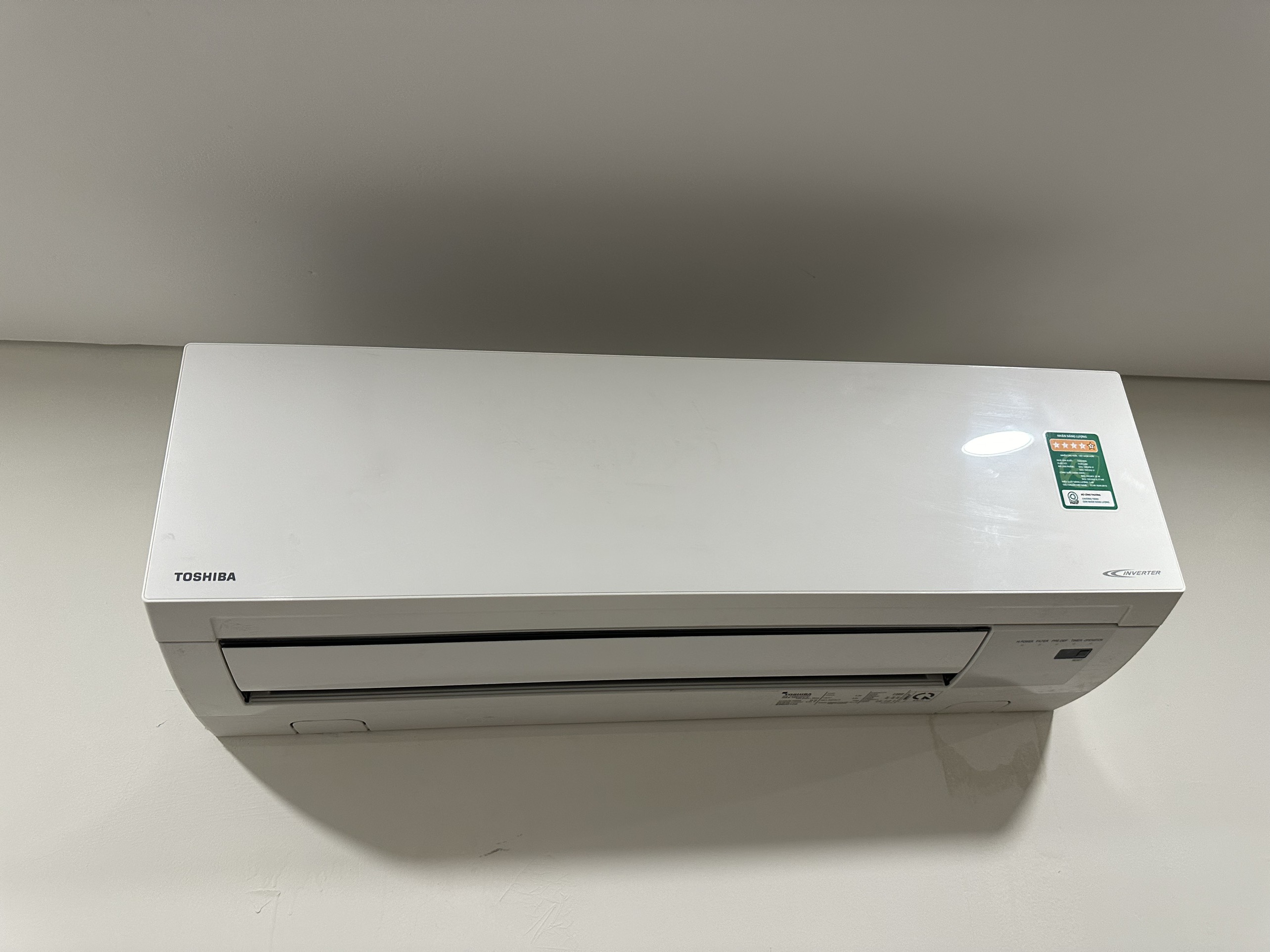 Cho thuê căn hộ 3 ngủ 95m2 đồ liền tường tòa N01T1A Ngoại Giao Đoàn 4